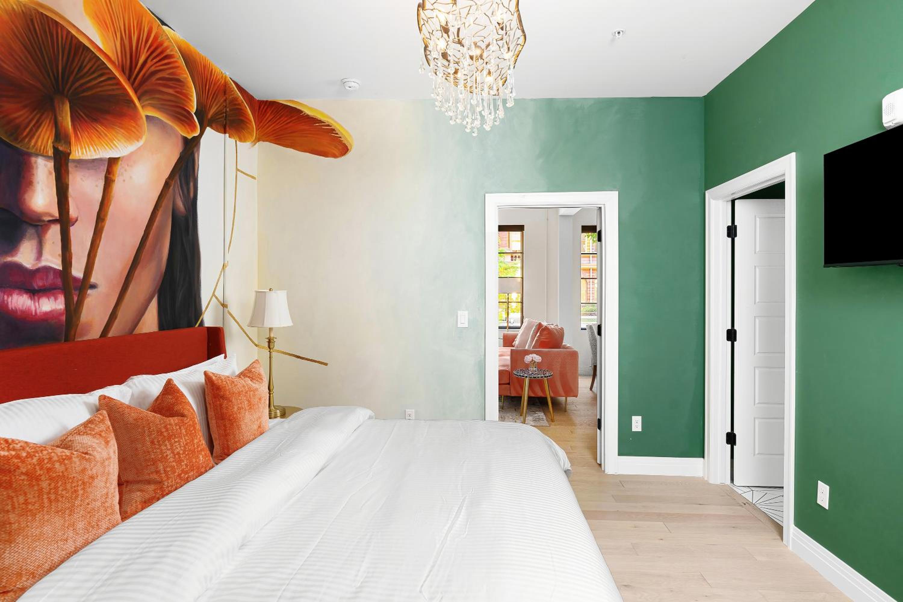 Marissa Napoleano Suite 112 - Photo 9