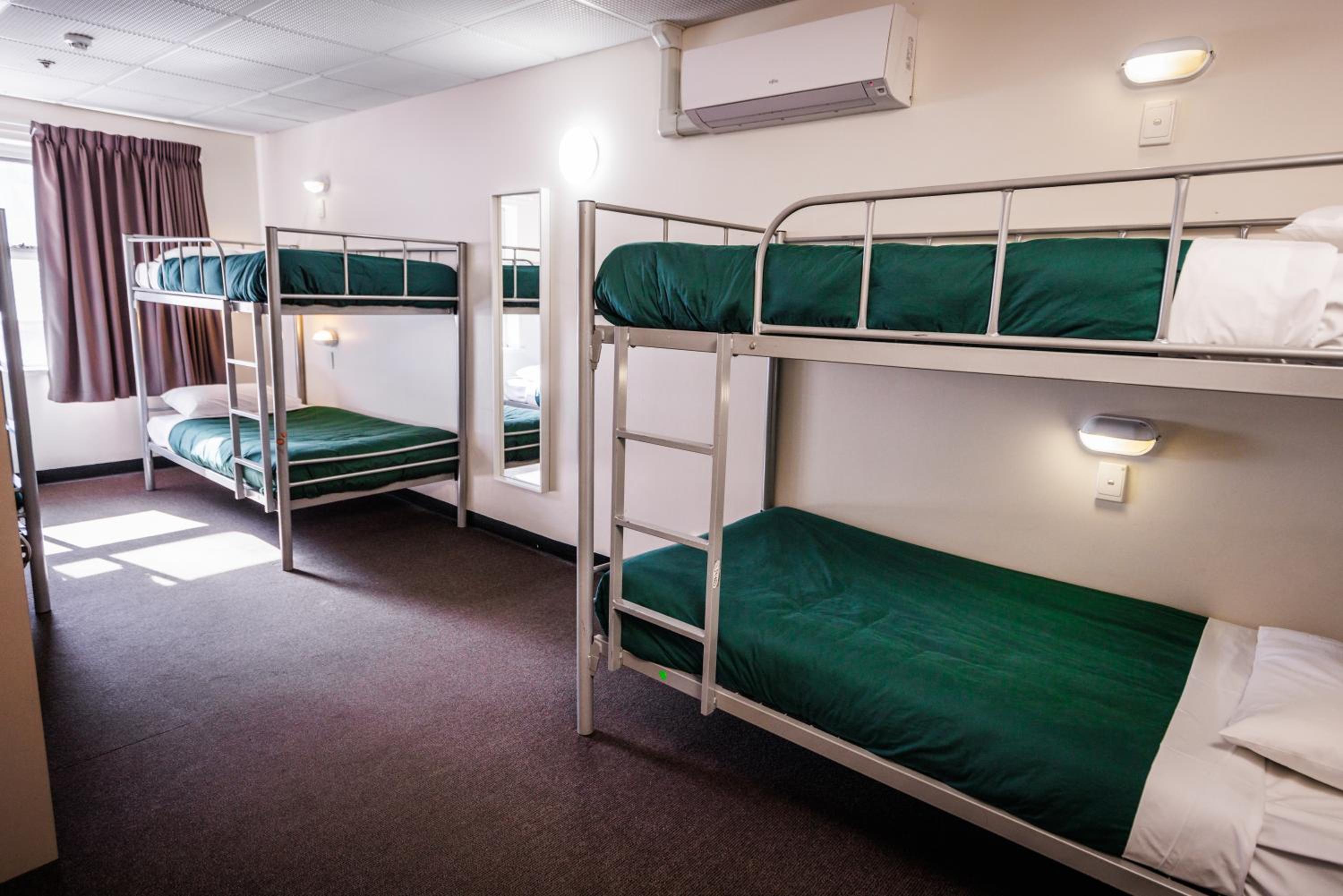 Bed in 6-Bed Mixed Dormitory Room