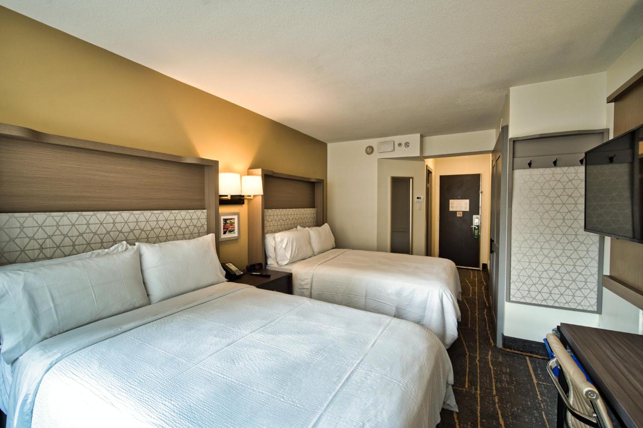 Standard Double Room with Two Double Beds