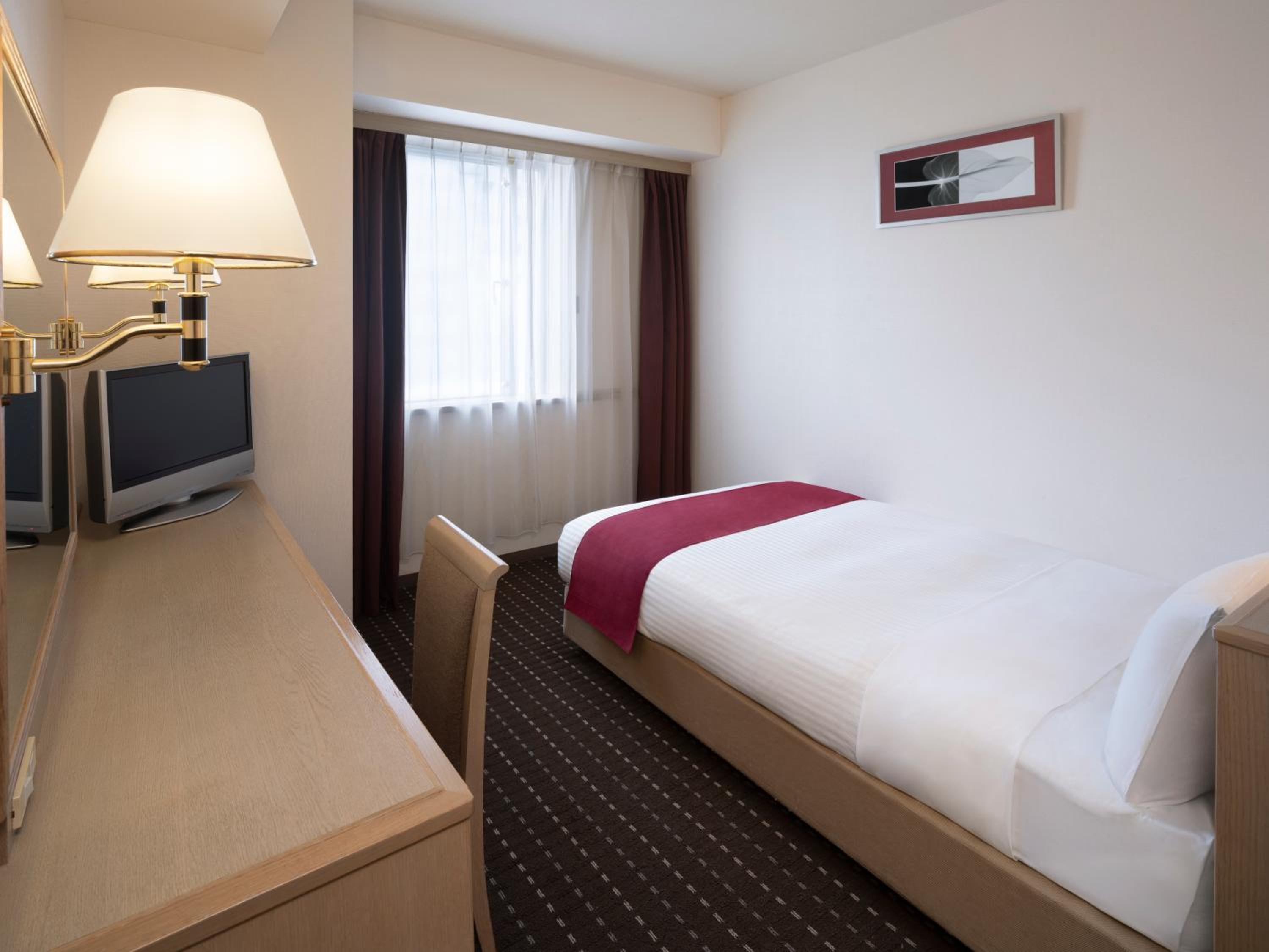 Standard Semi-Double Room -Non Smoking photo 2