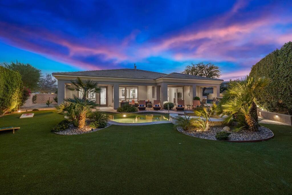 Villa photo 2