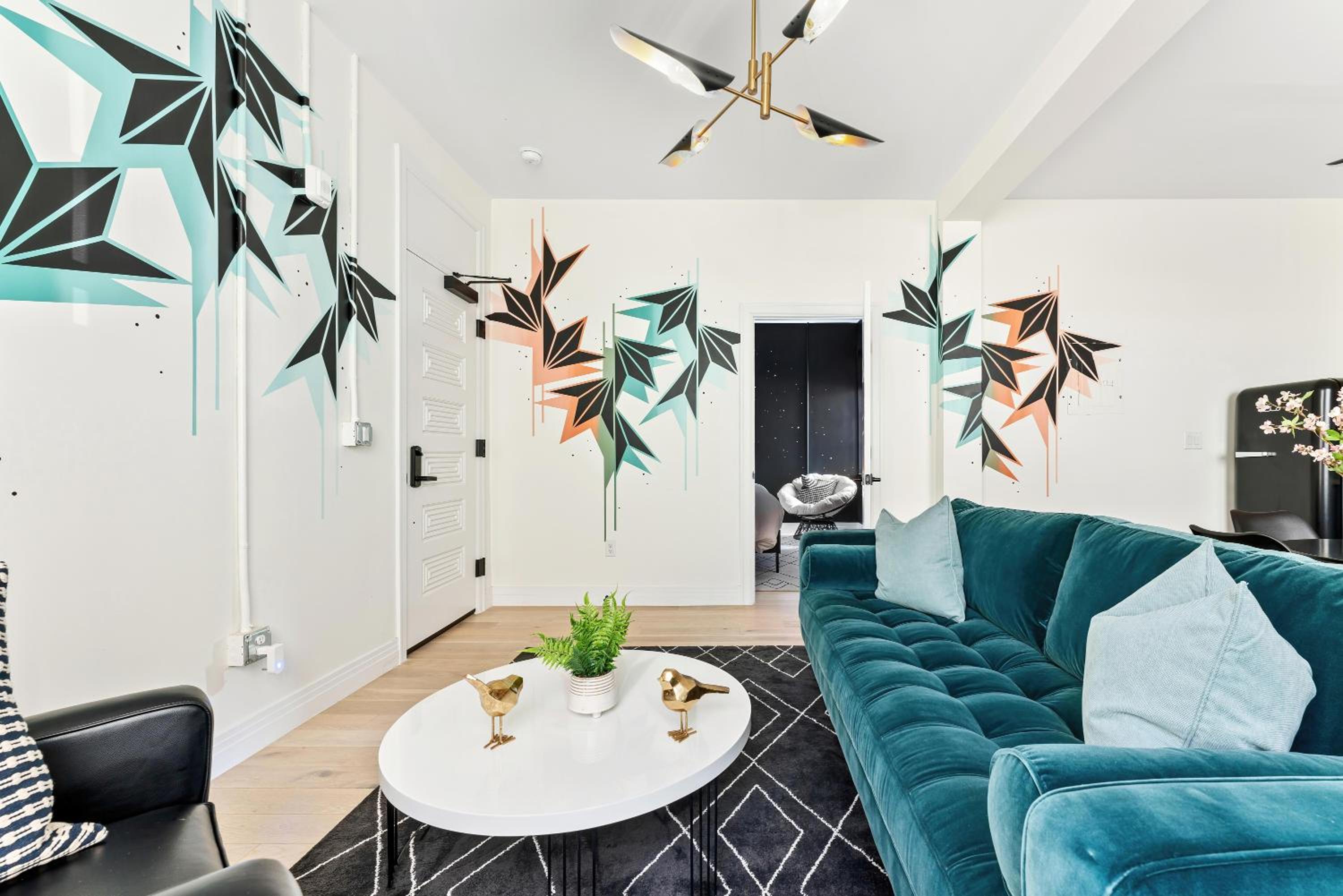 Sandra Fettingis Art Suite 107