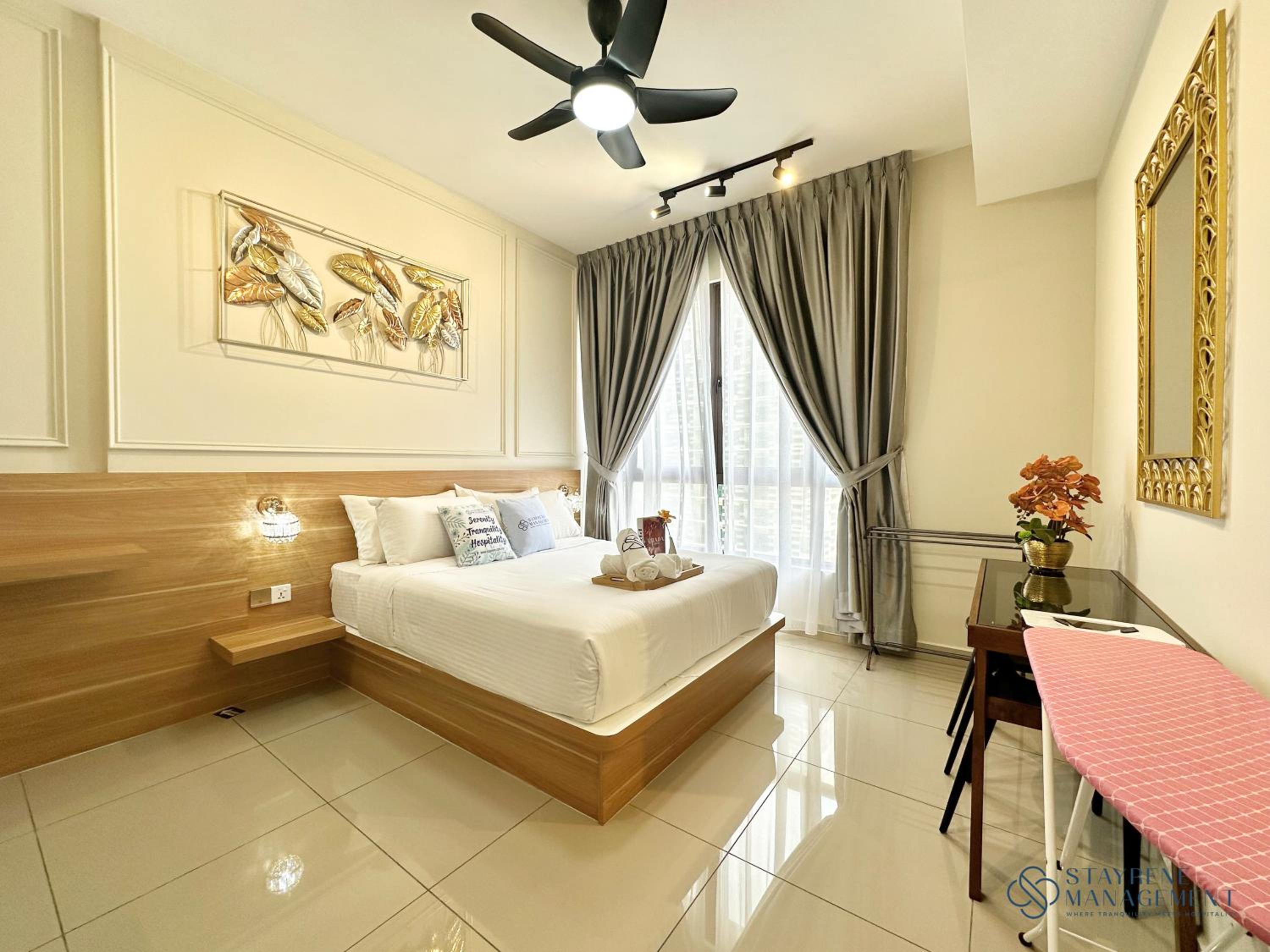 Two-Bedroom Apartment - Photo 2