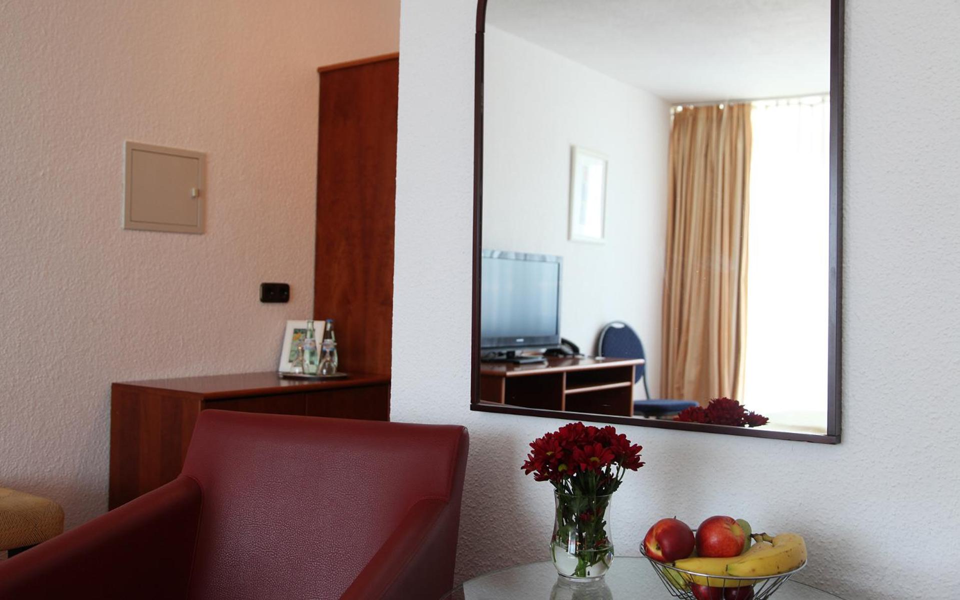 Large Double Room photo 2