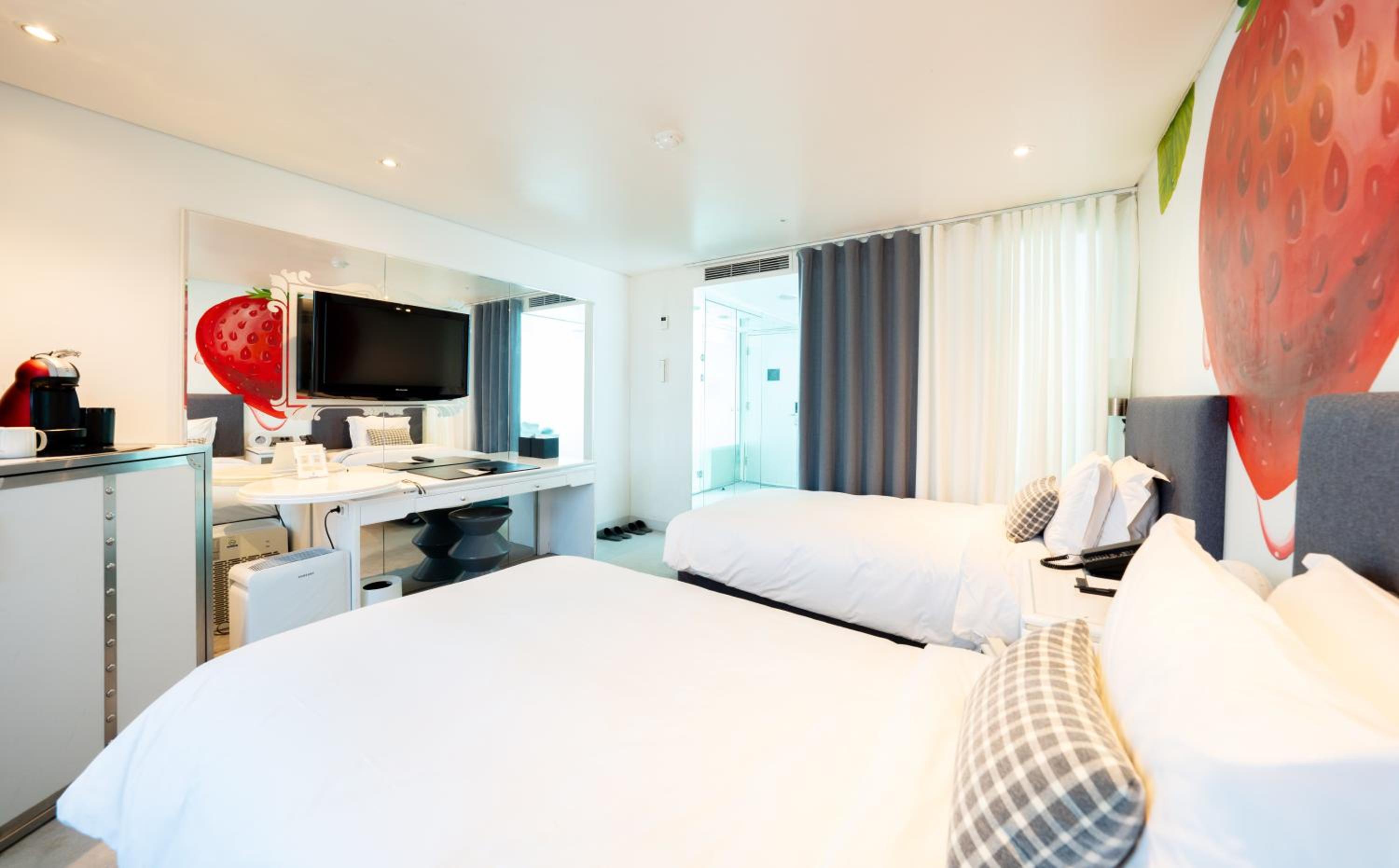 Superior Twin Room - Photo 2