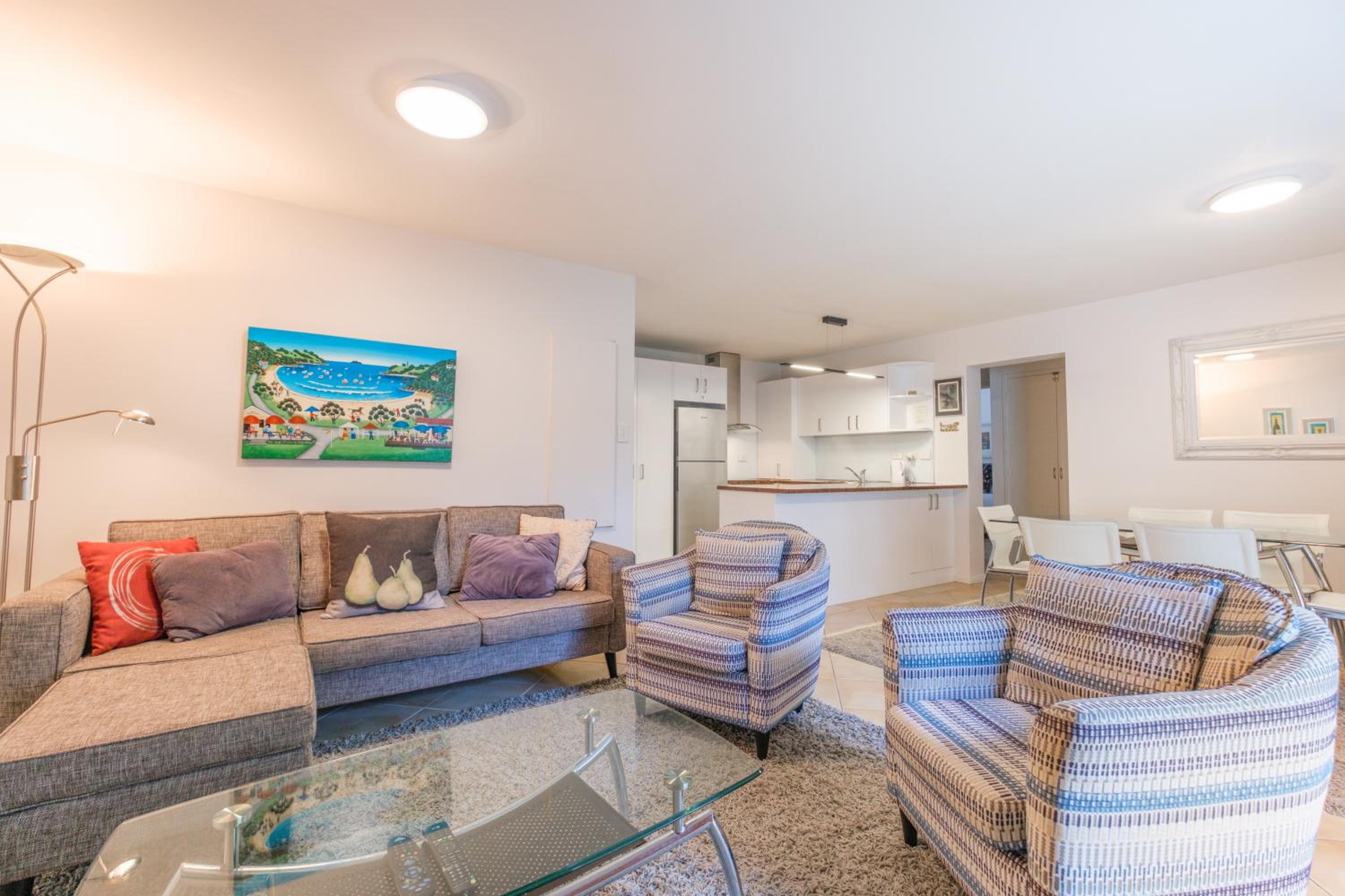 Apartment - Ground Floor photo 2