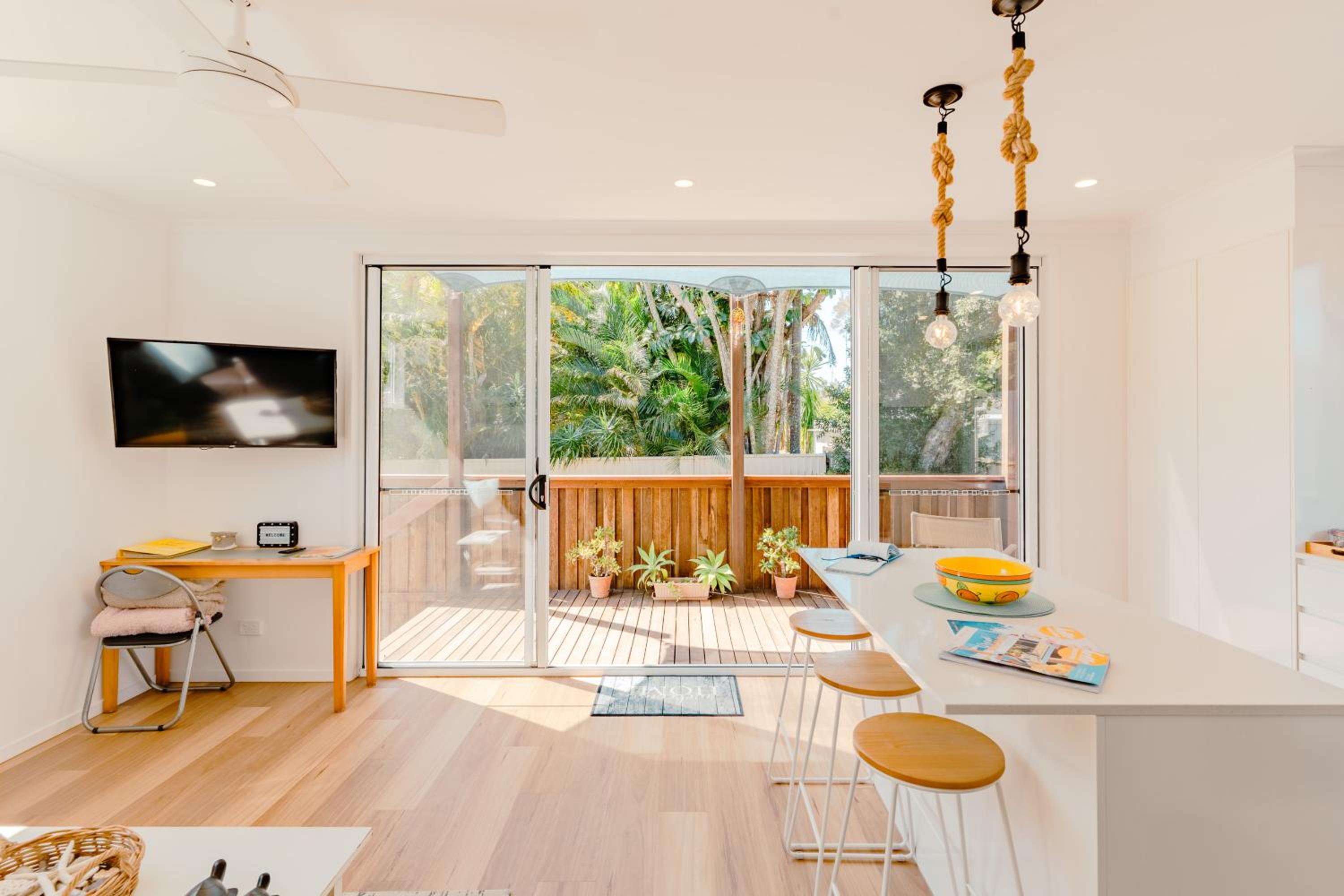 One-Bedroom House photo 1