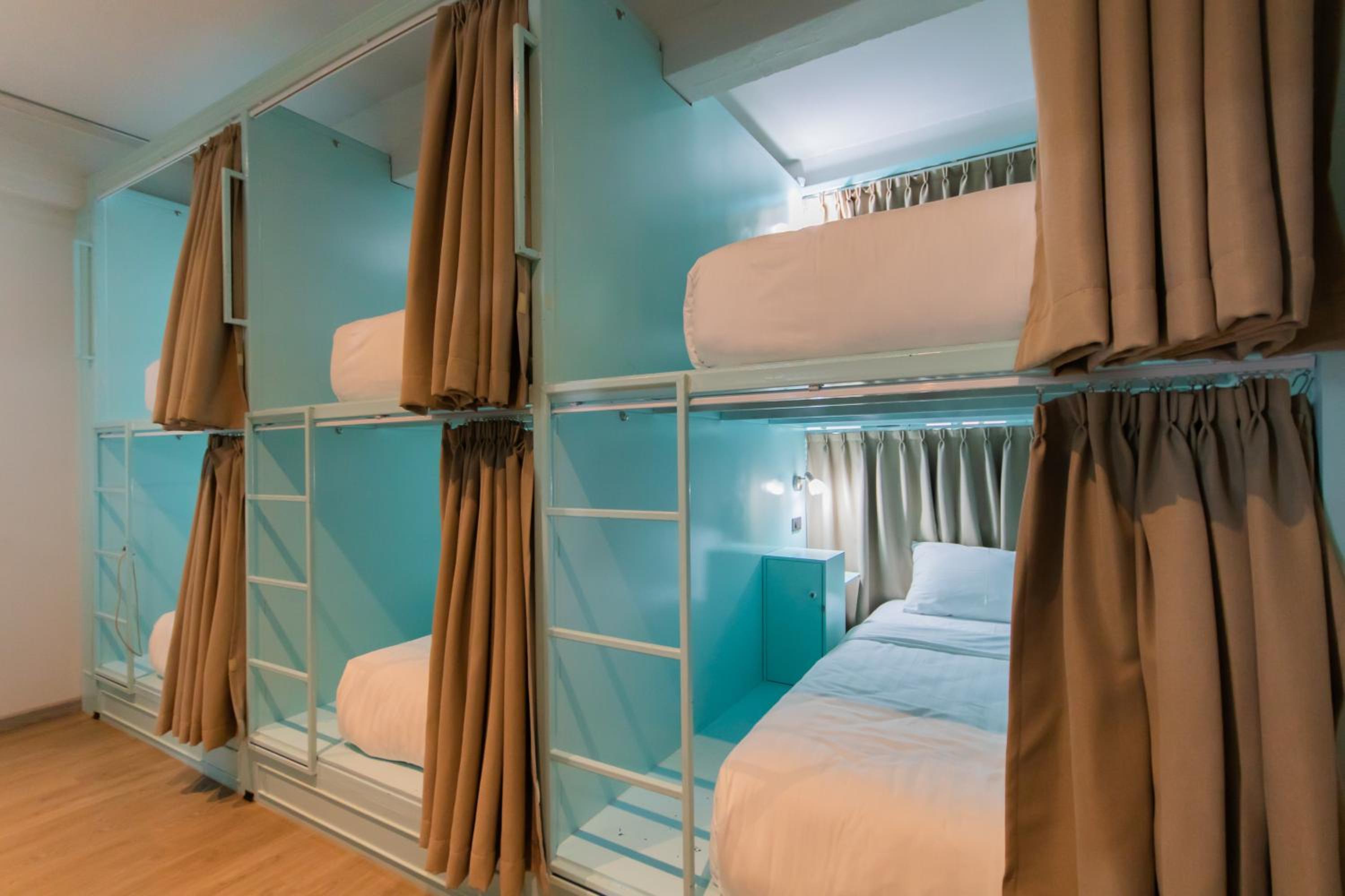 Mixed Dormitory Room