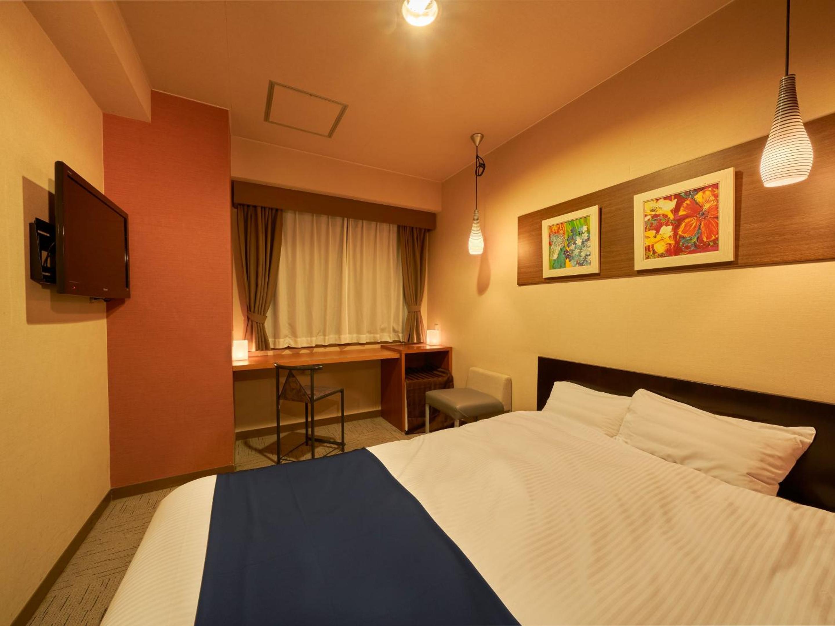 Economy Double Room With Bathroom(1adult)