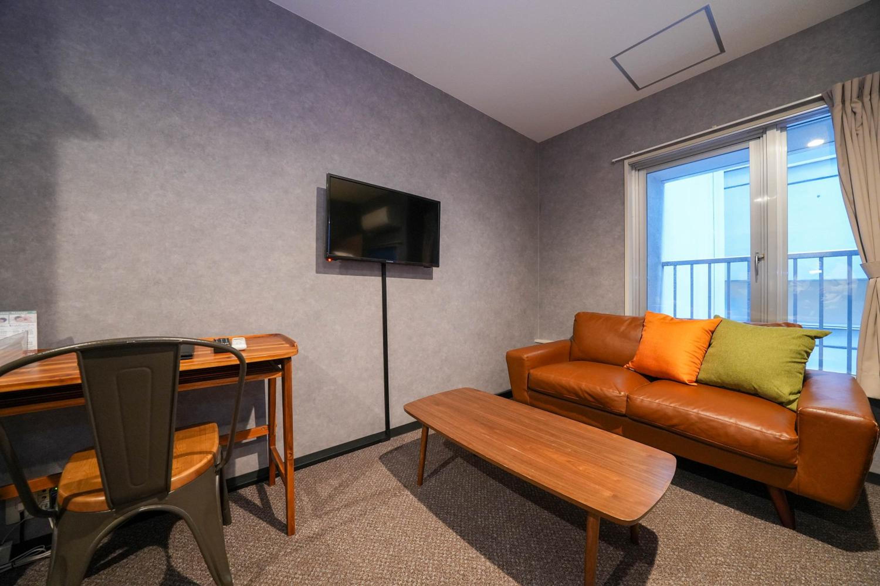 Deluxe Family Room - Photo 11