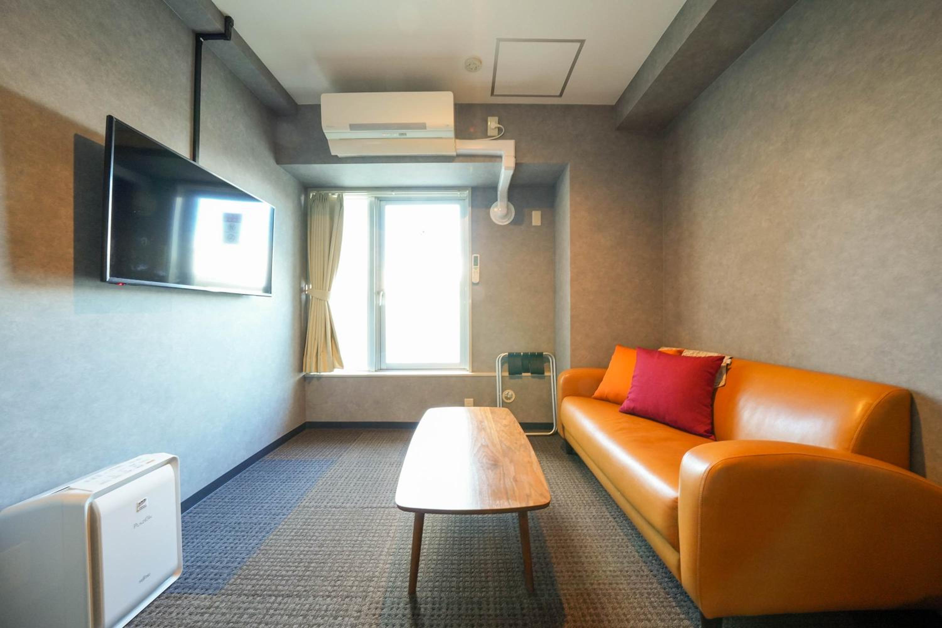 Deluxe Family Suite - Photo 1