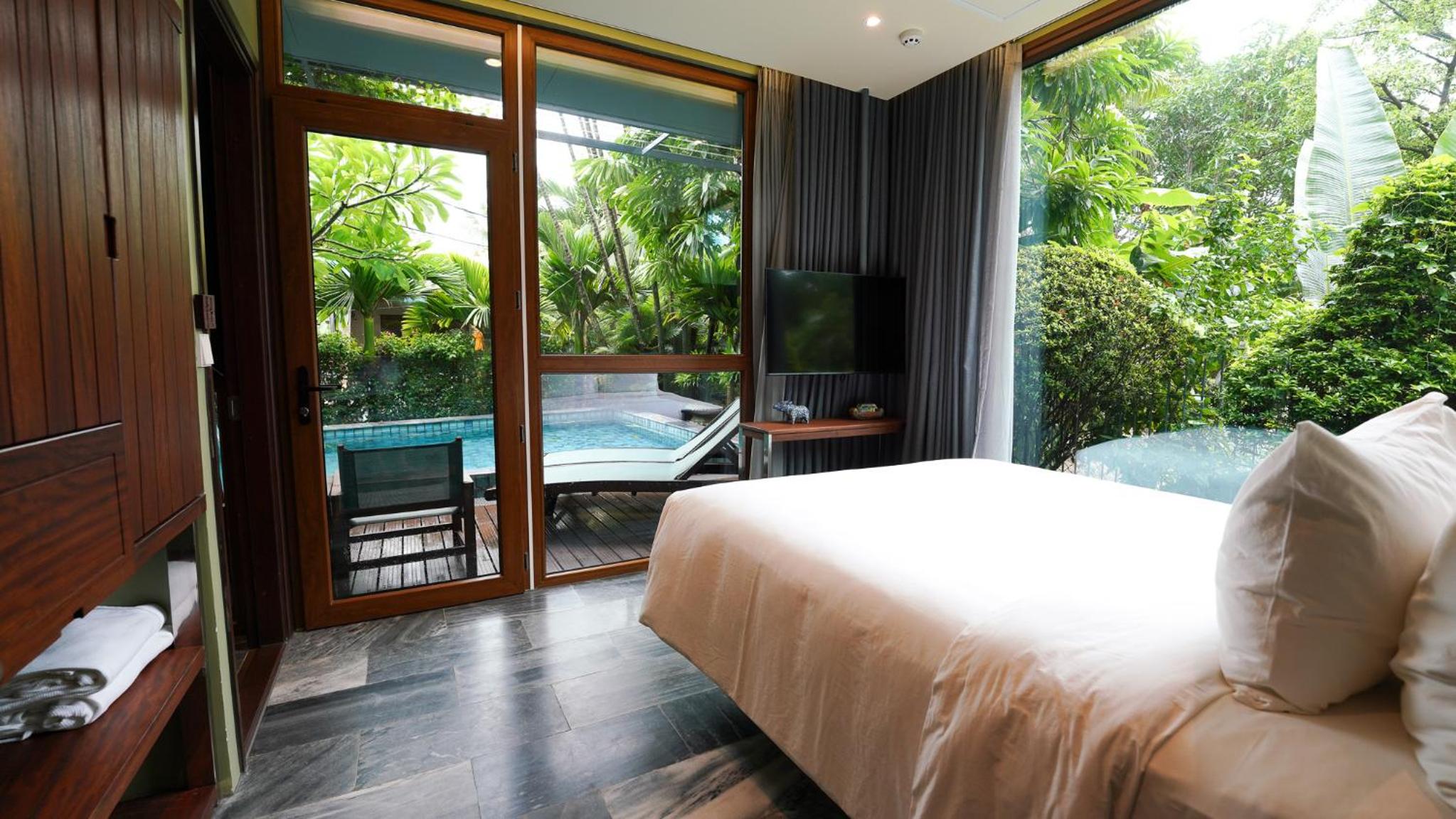 Villa with Private Pool