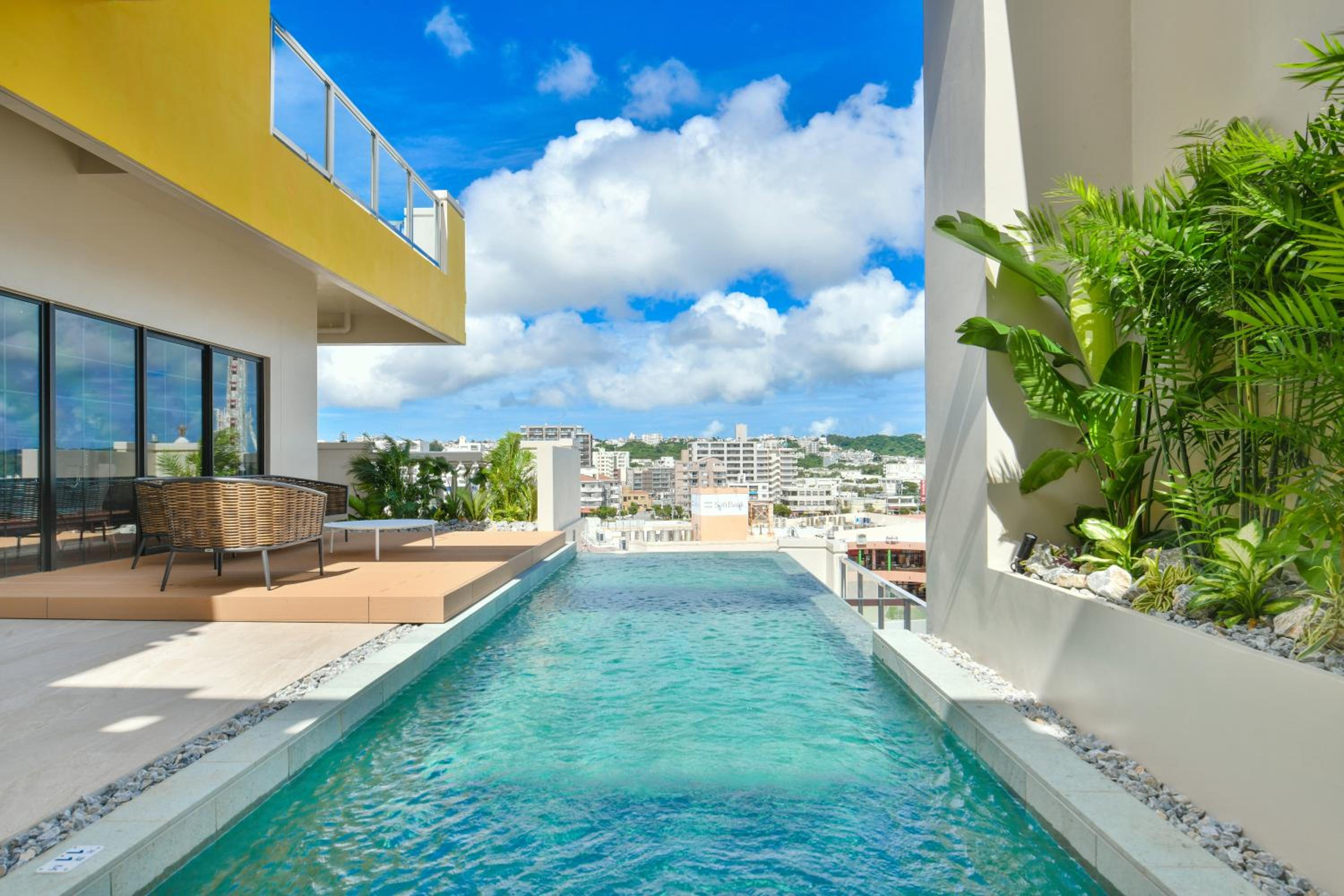 Gold Suite Room with Private Pool - Premier Wing - Photo 6