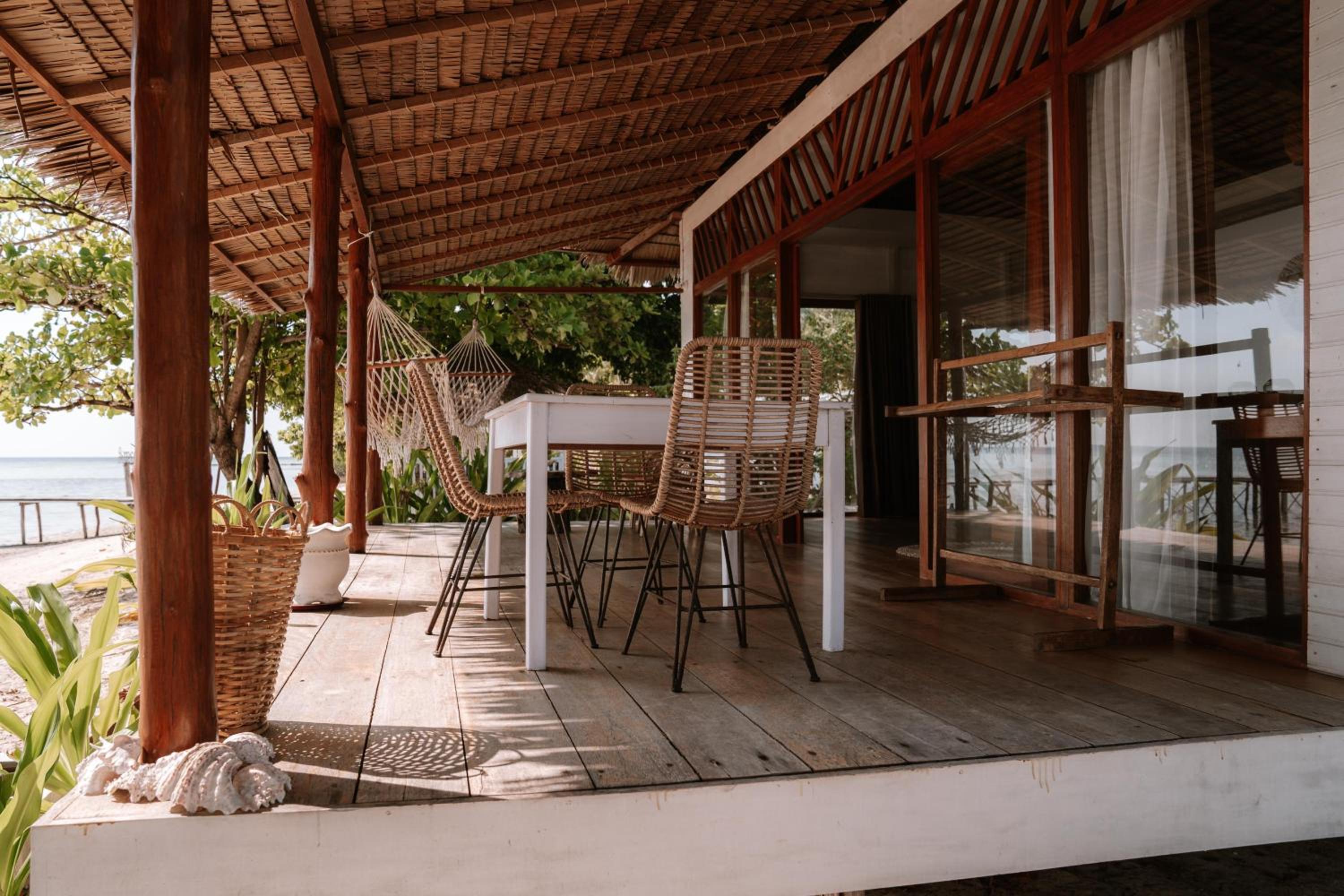 Villa - Beach Front photo 3