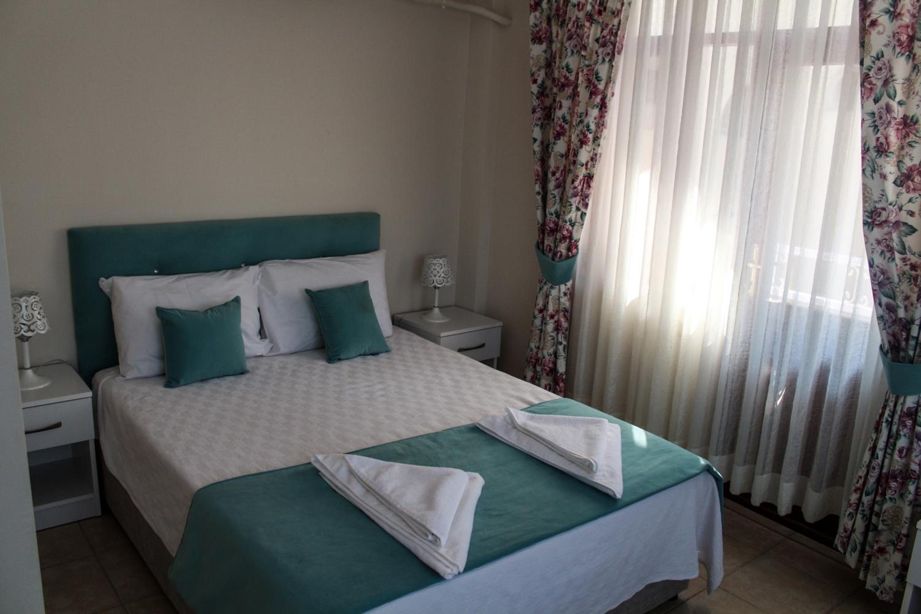 Standard Triple Room photo 2