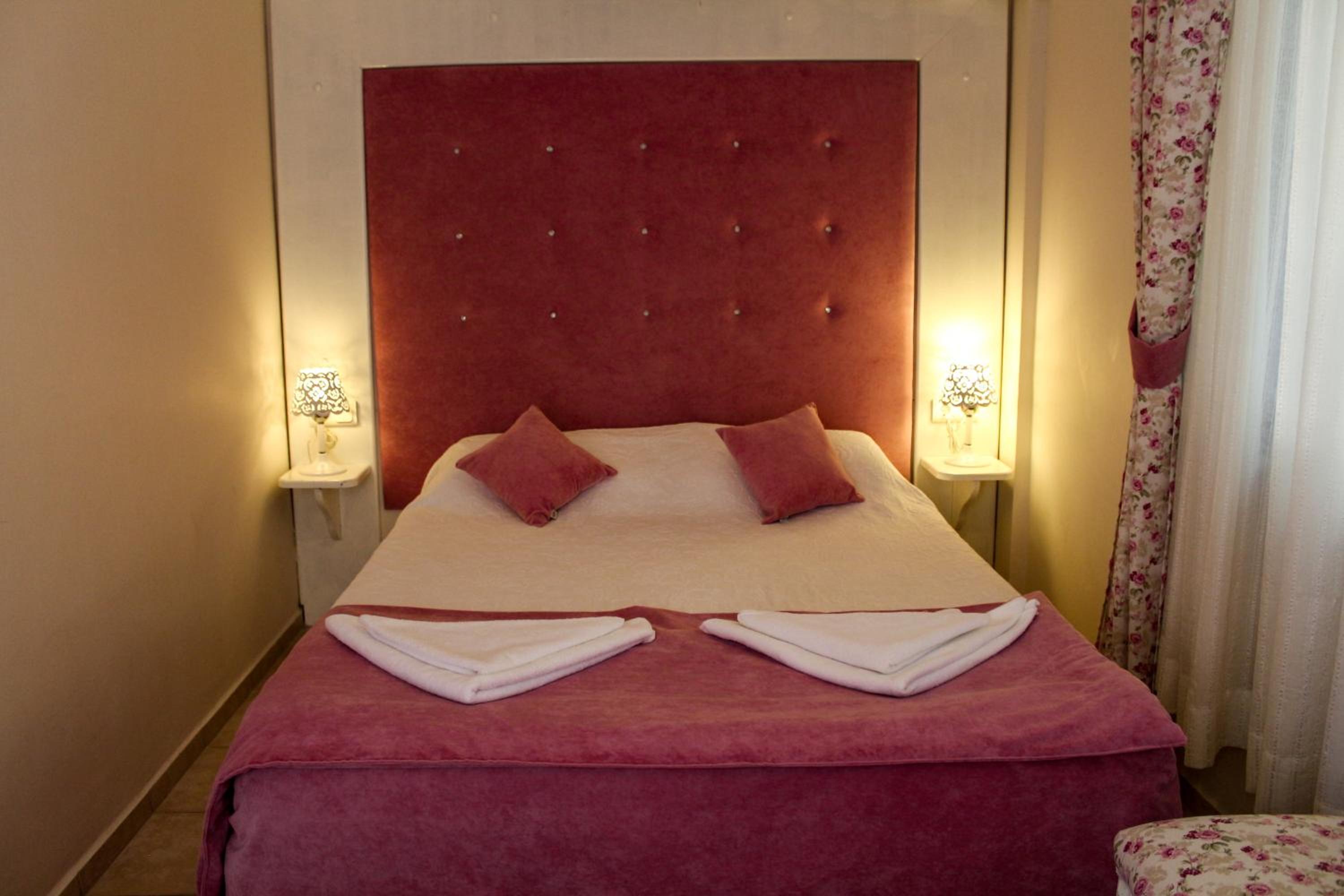 Standard Double or Twin Room photo 2