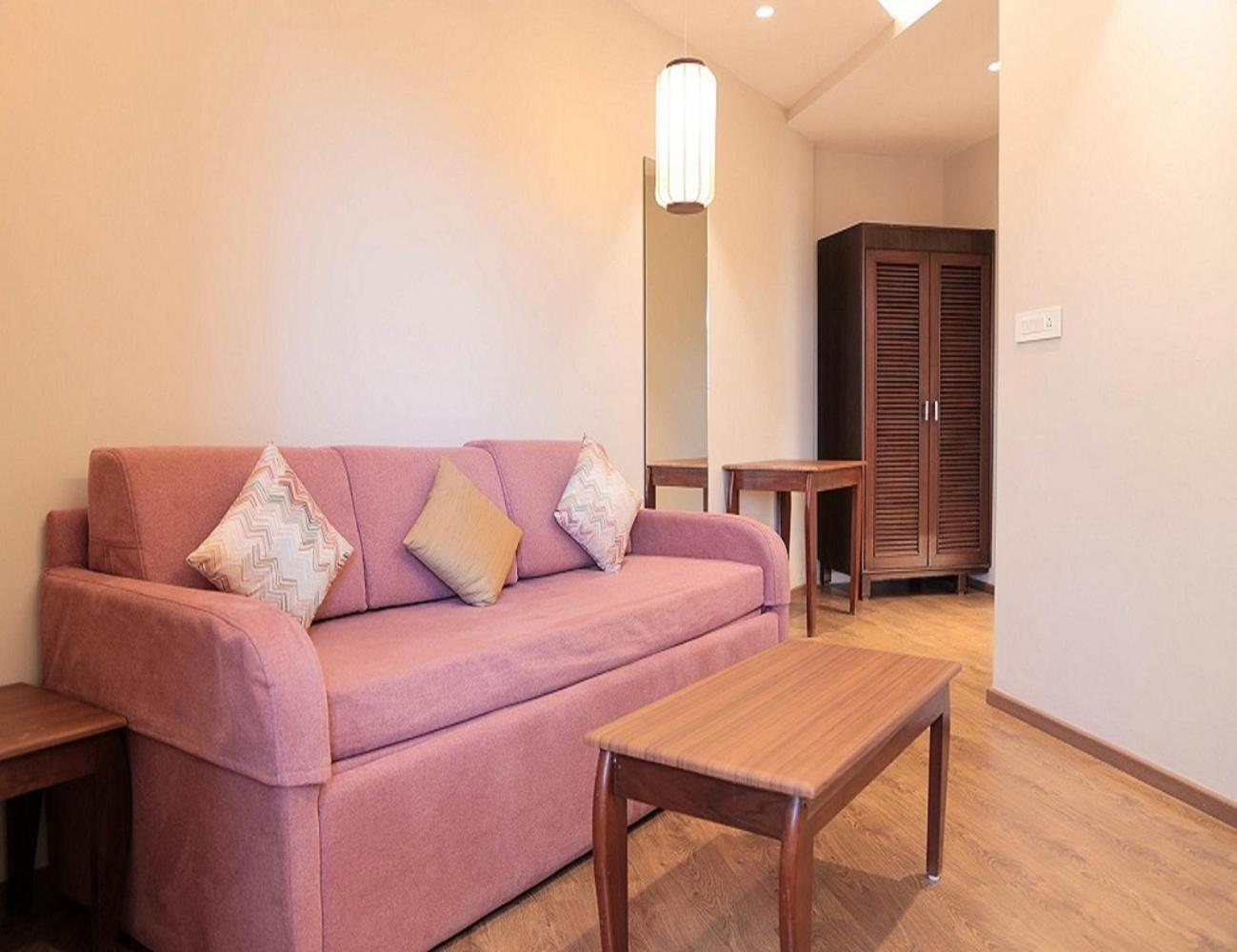 Iris Apartment Grand