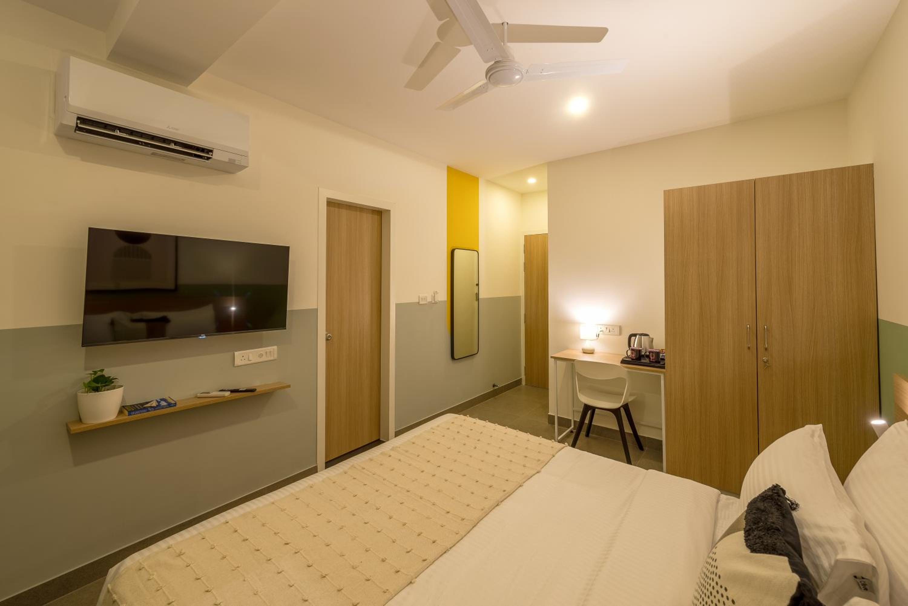 Standard Double Room - Photo 20