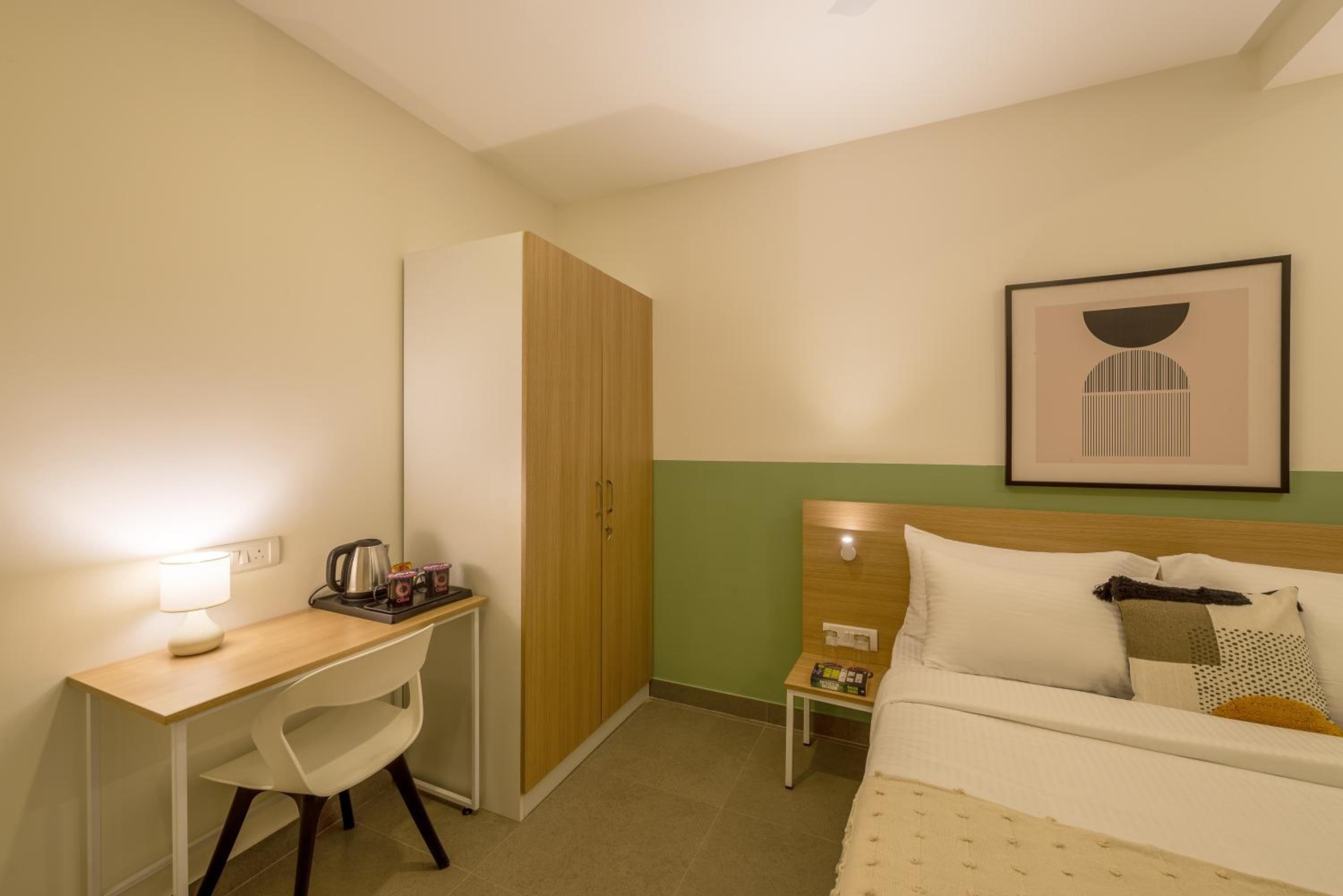 Standard Double Room - Photo 18