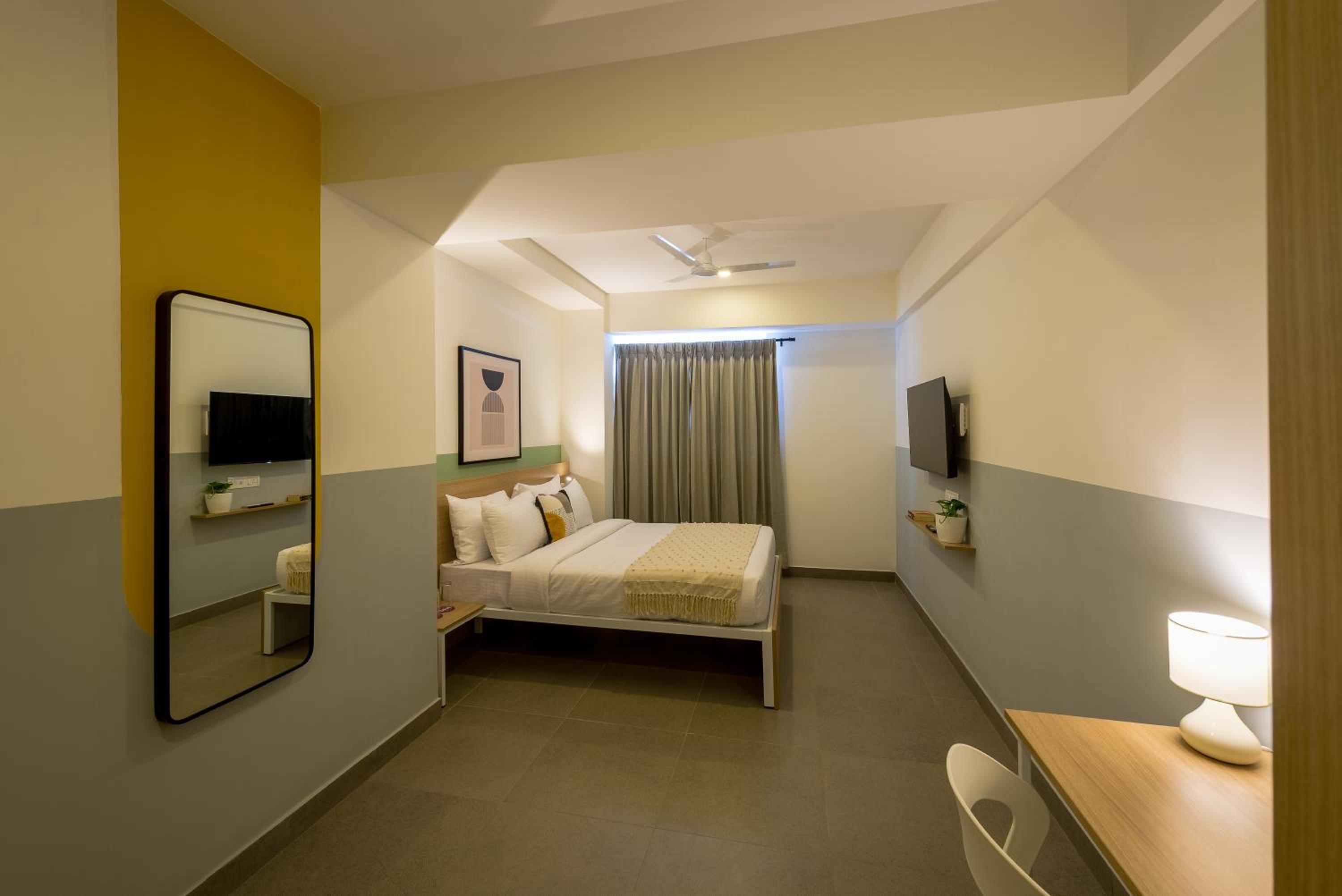 Standard Double Room - Photo 16