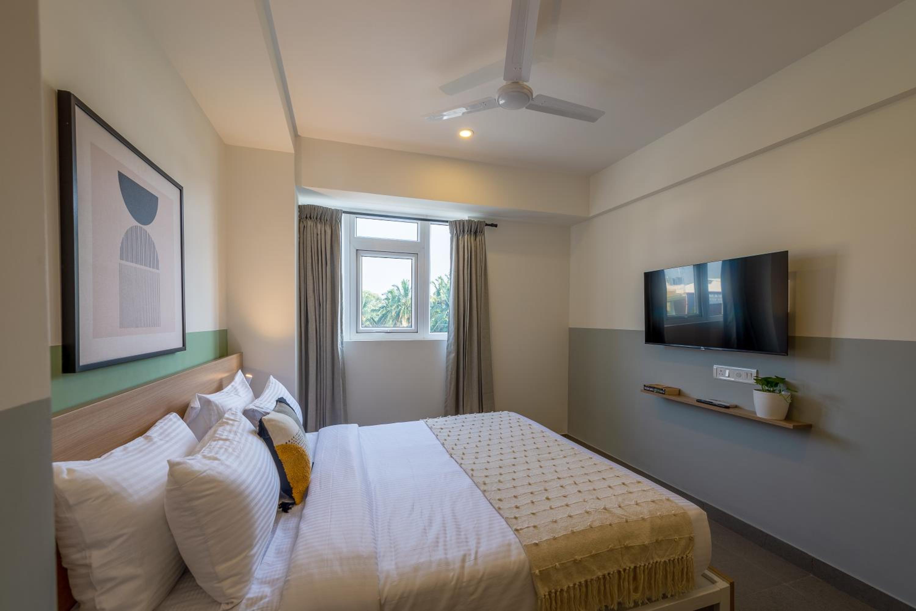 Standard Double Room - Photo 15