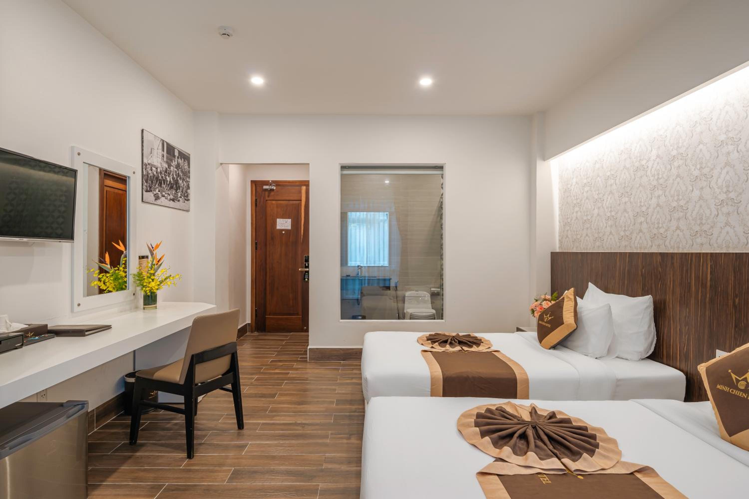 Twin Room with View - Photo 7
