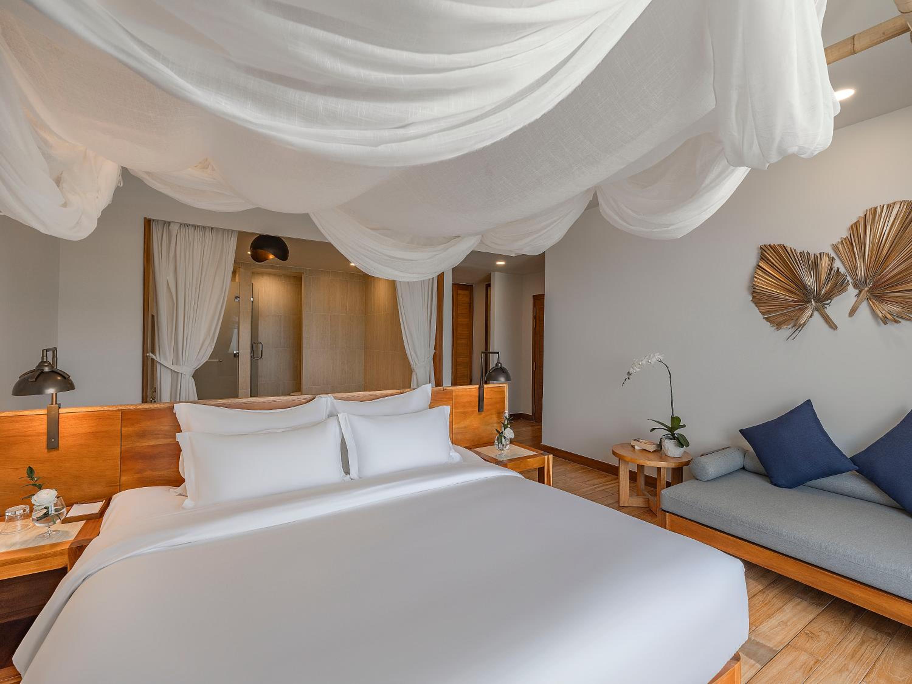 Seaview One-Bedroom Suite - Photo 3