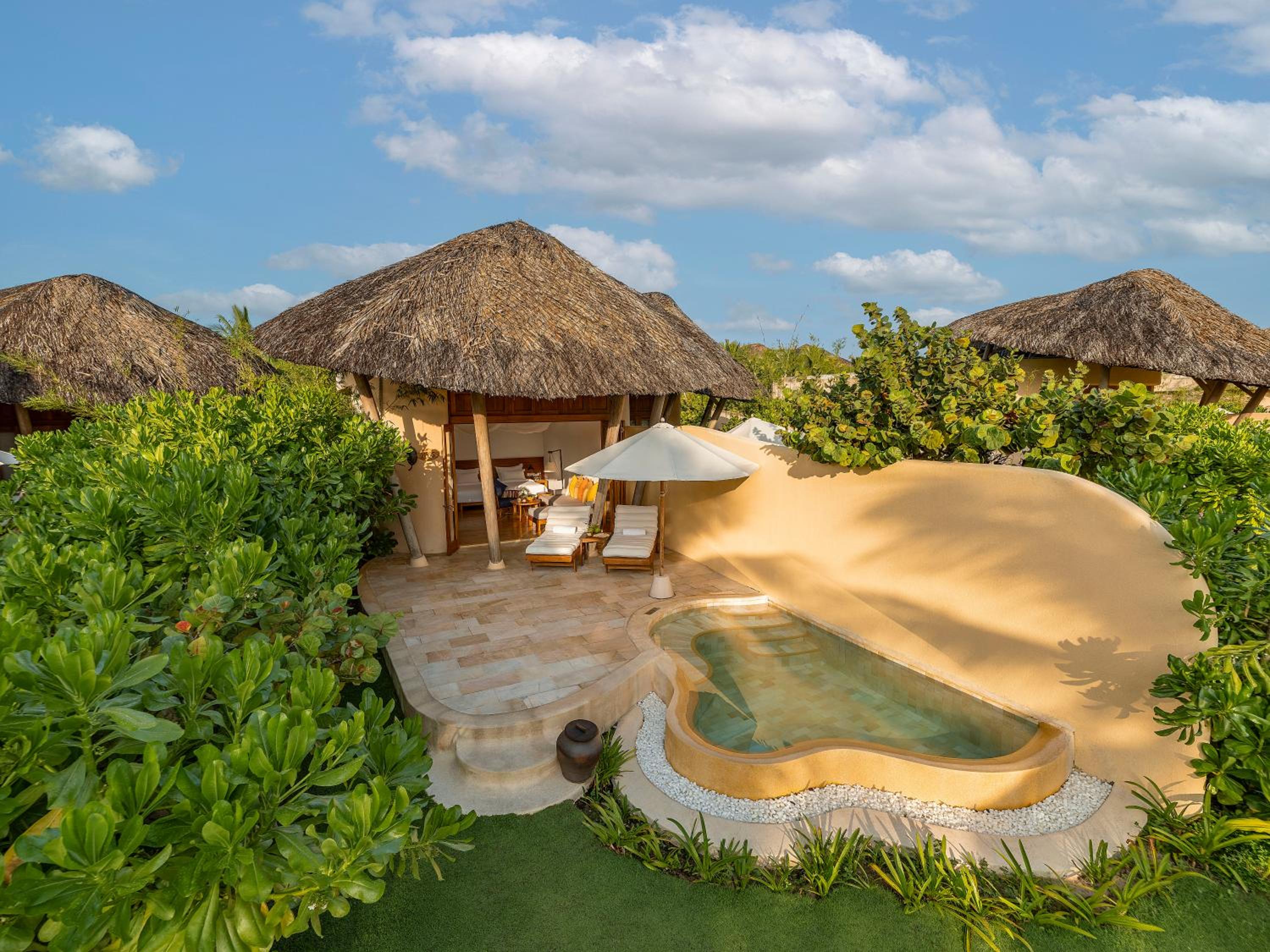 2 Single Beds Beach Front One-Bedroom Pool Villa - Photo 6