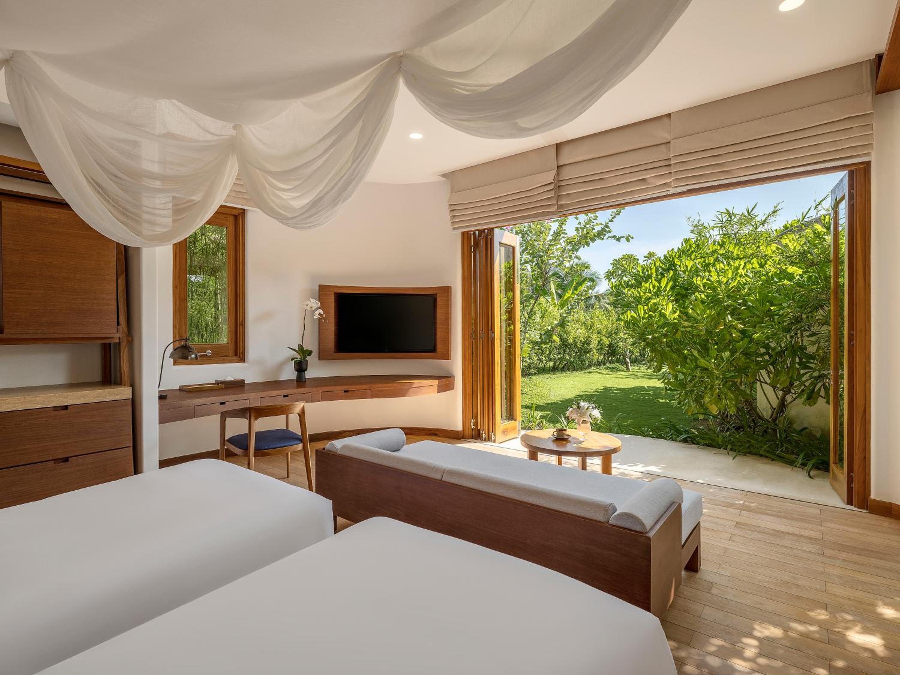 Beach Front Four-Bedroom Pool Villa - Photo 6