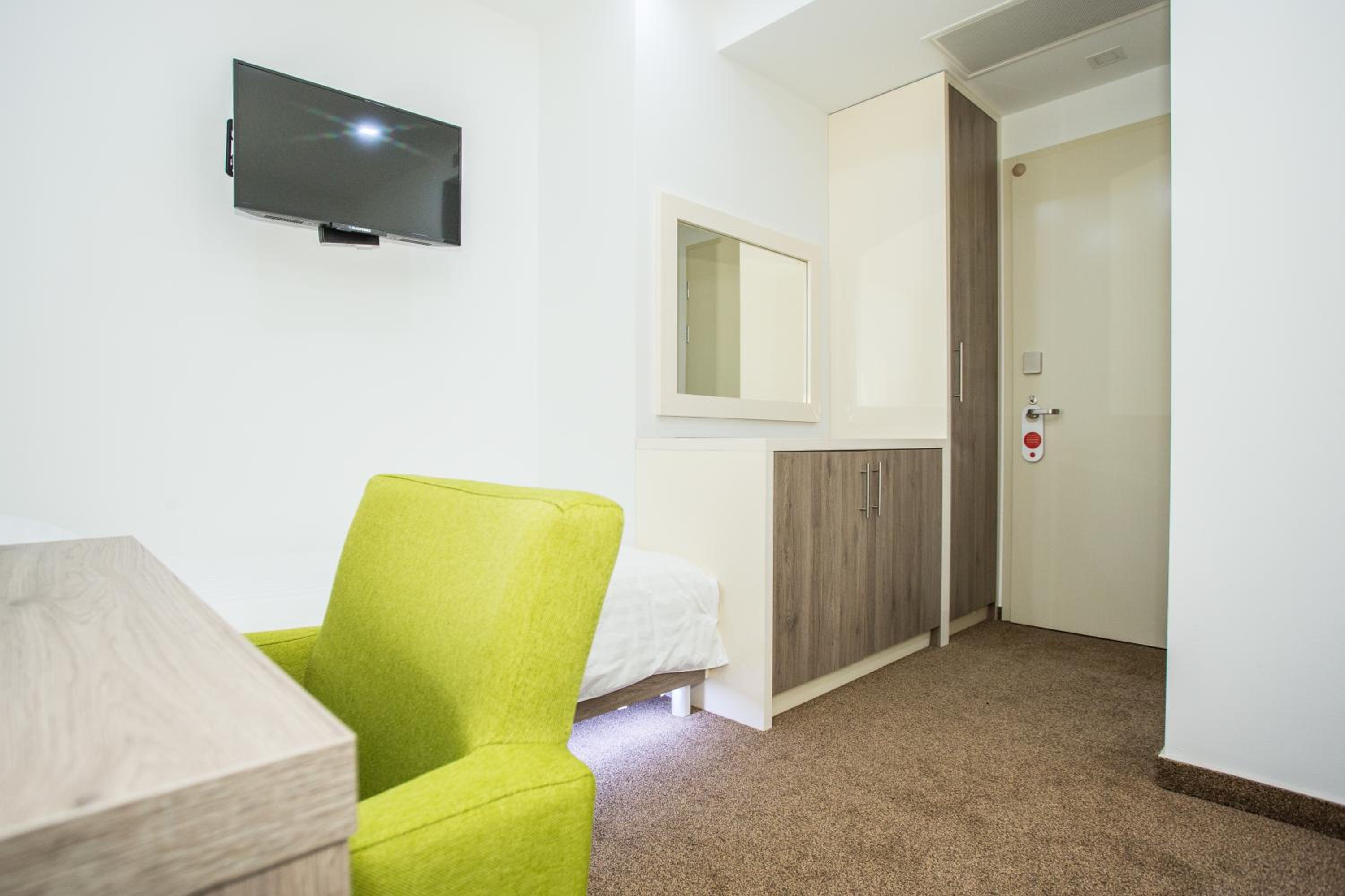 Single Room with Terrace photo 2