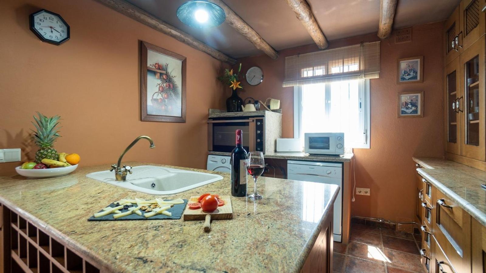 Casa de cuatro habitaciones