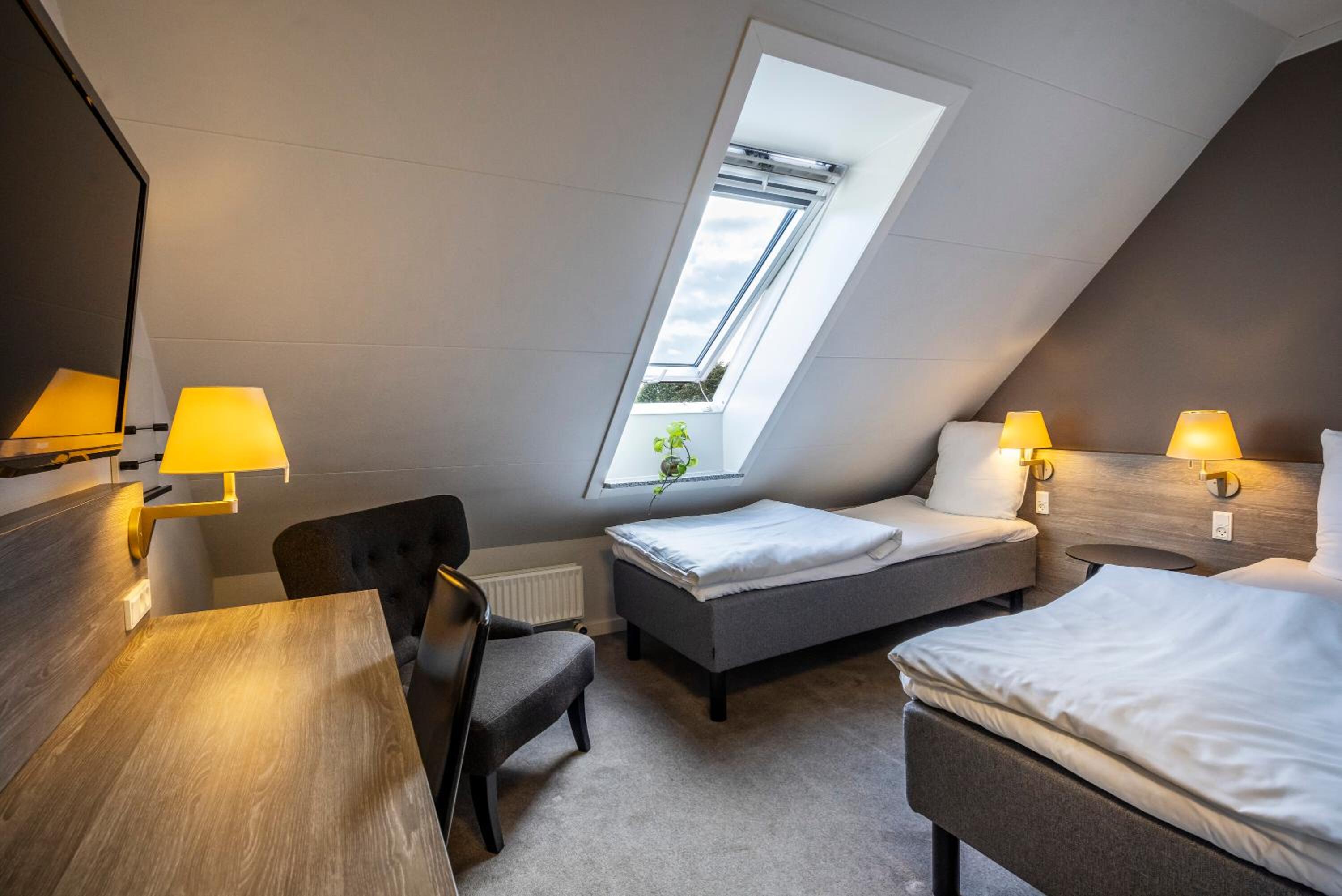 Small Double Room - Photo 1