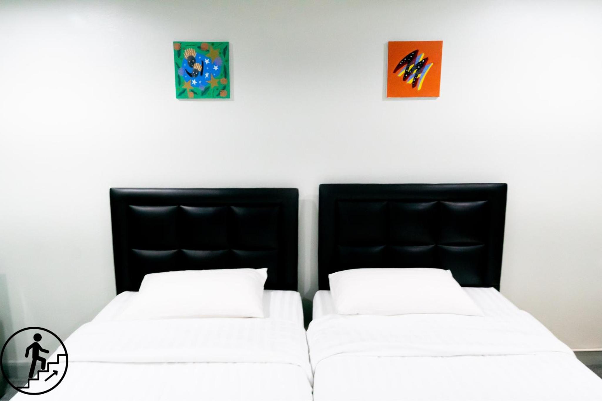 Deluxe Twin Room photo 2