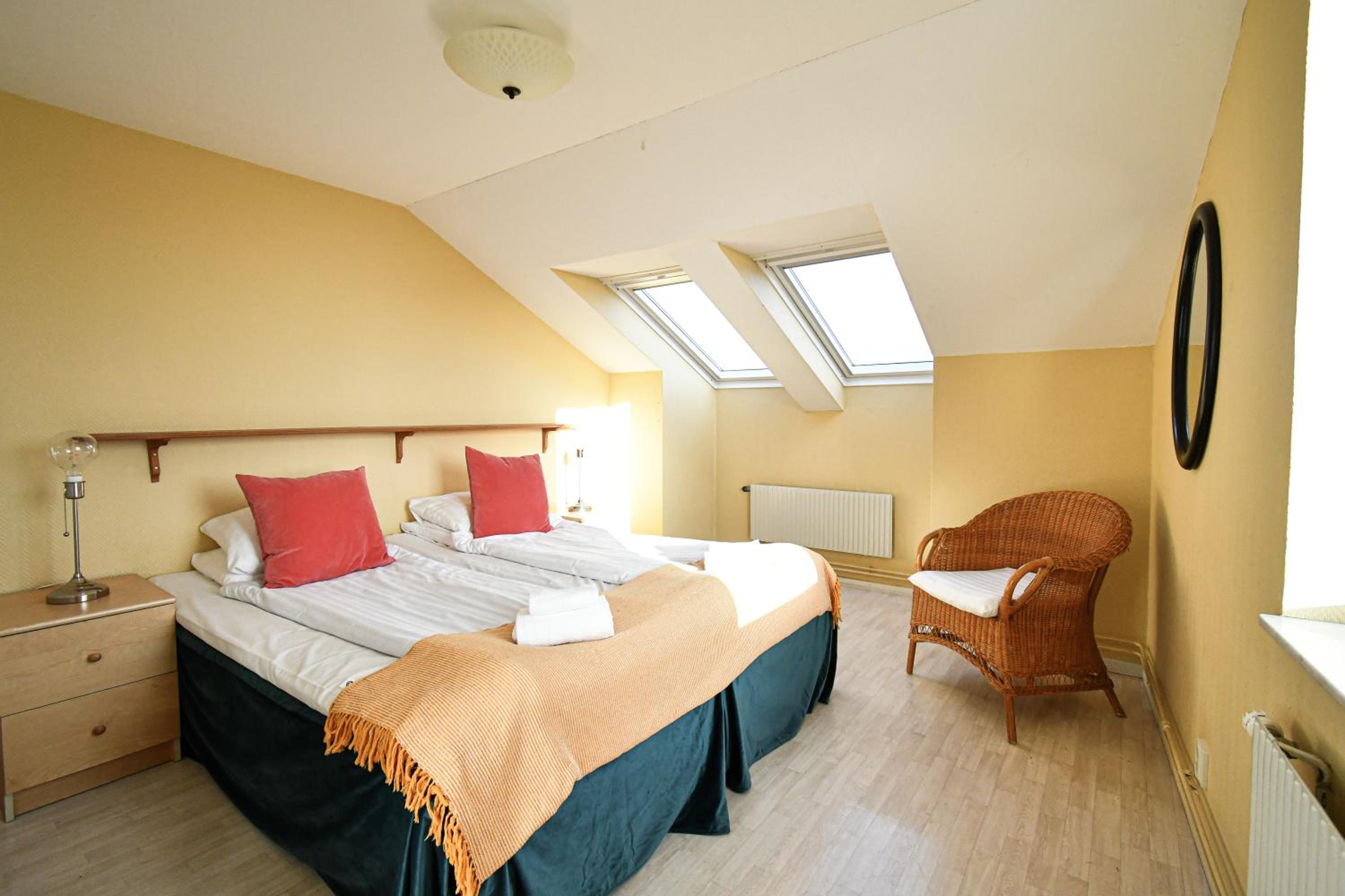 Three-Bedroom Apartment with Sea View photo 1