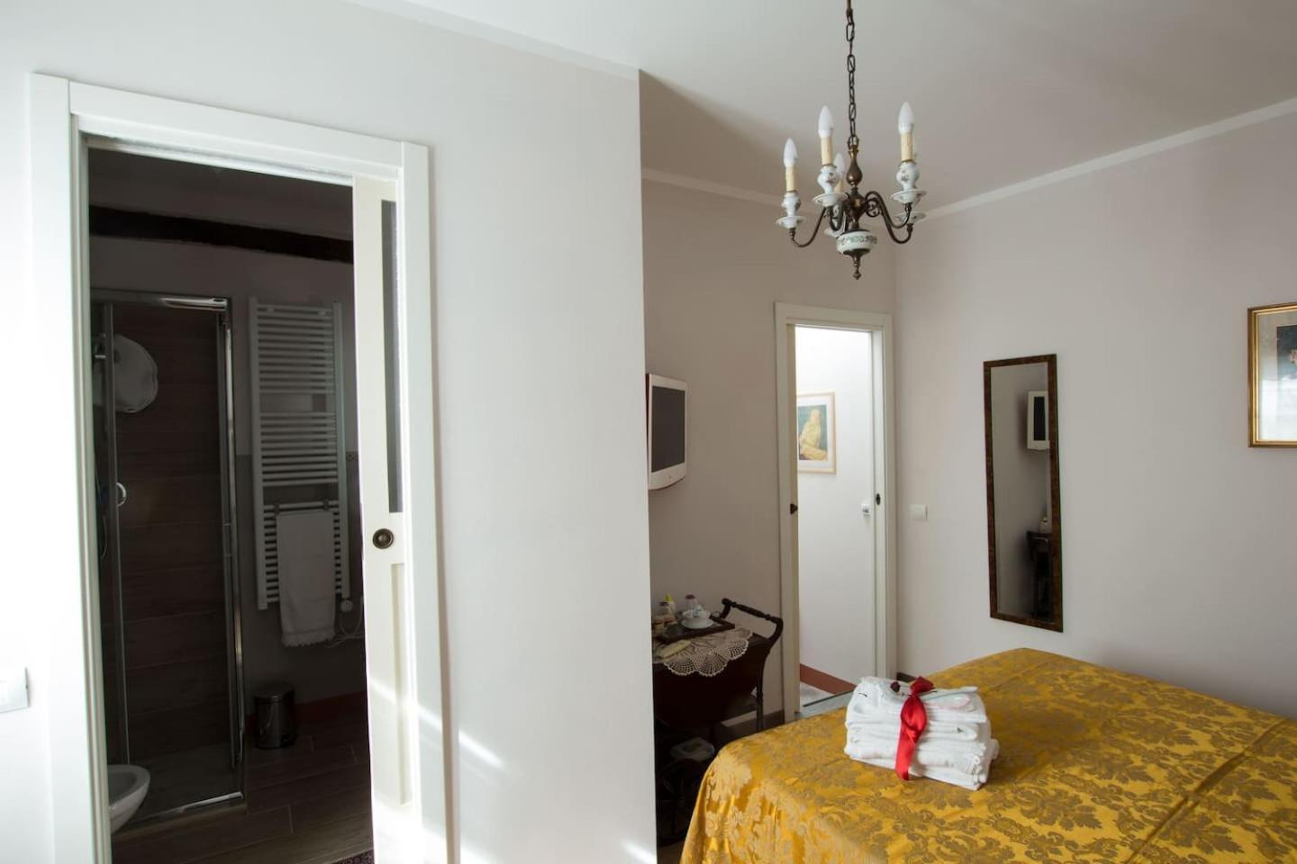 Two-Bedroom Apartment photo 3