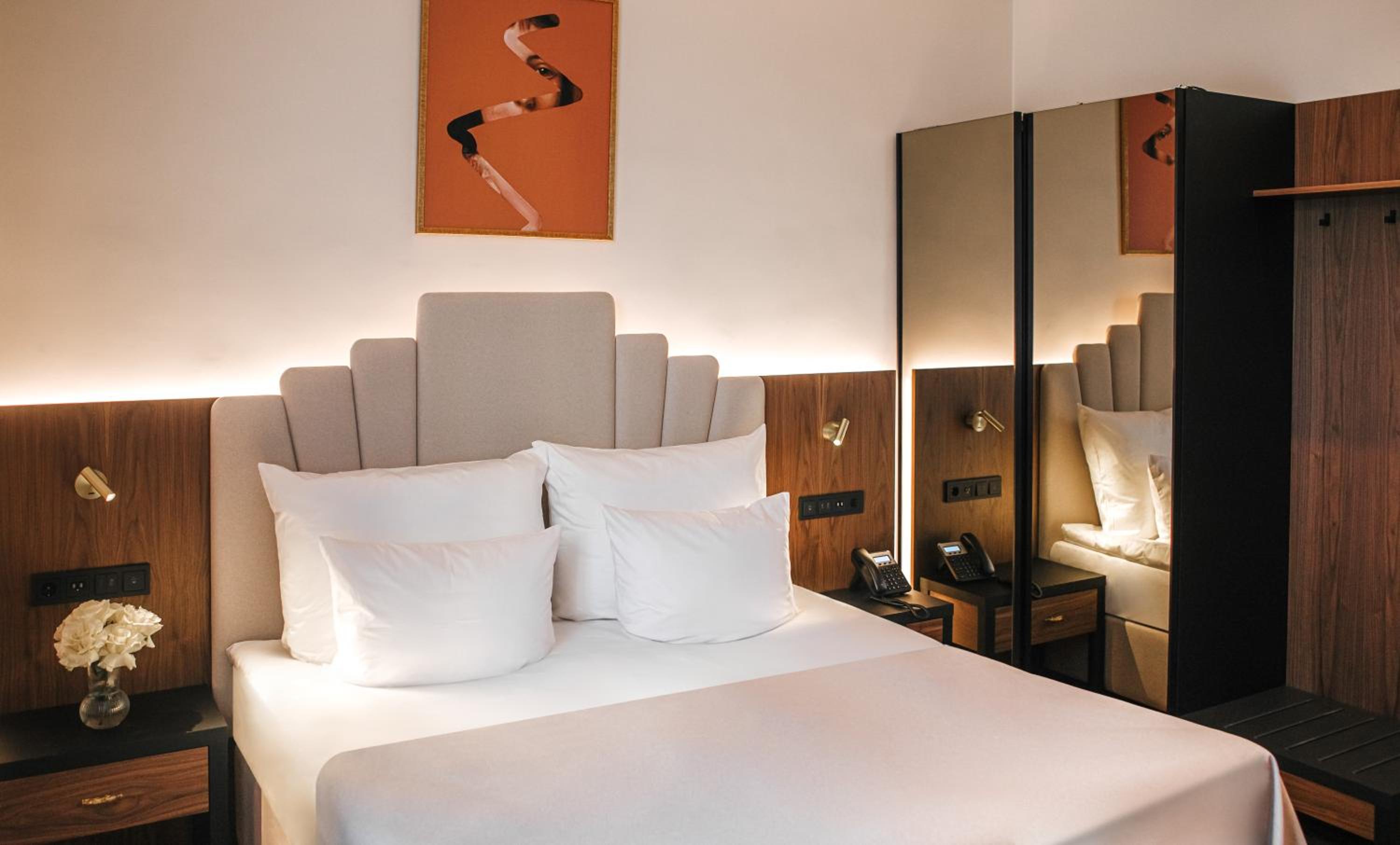 Standard Double Room - Photo 1