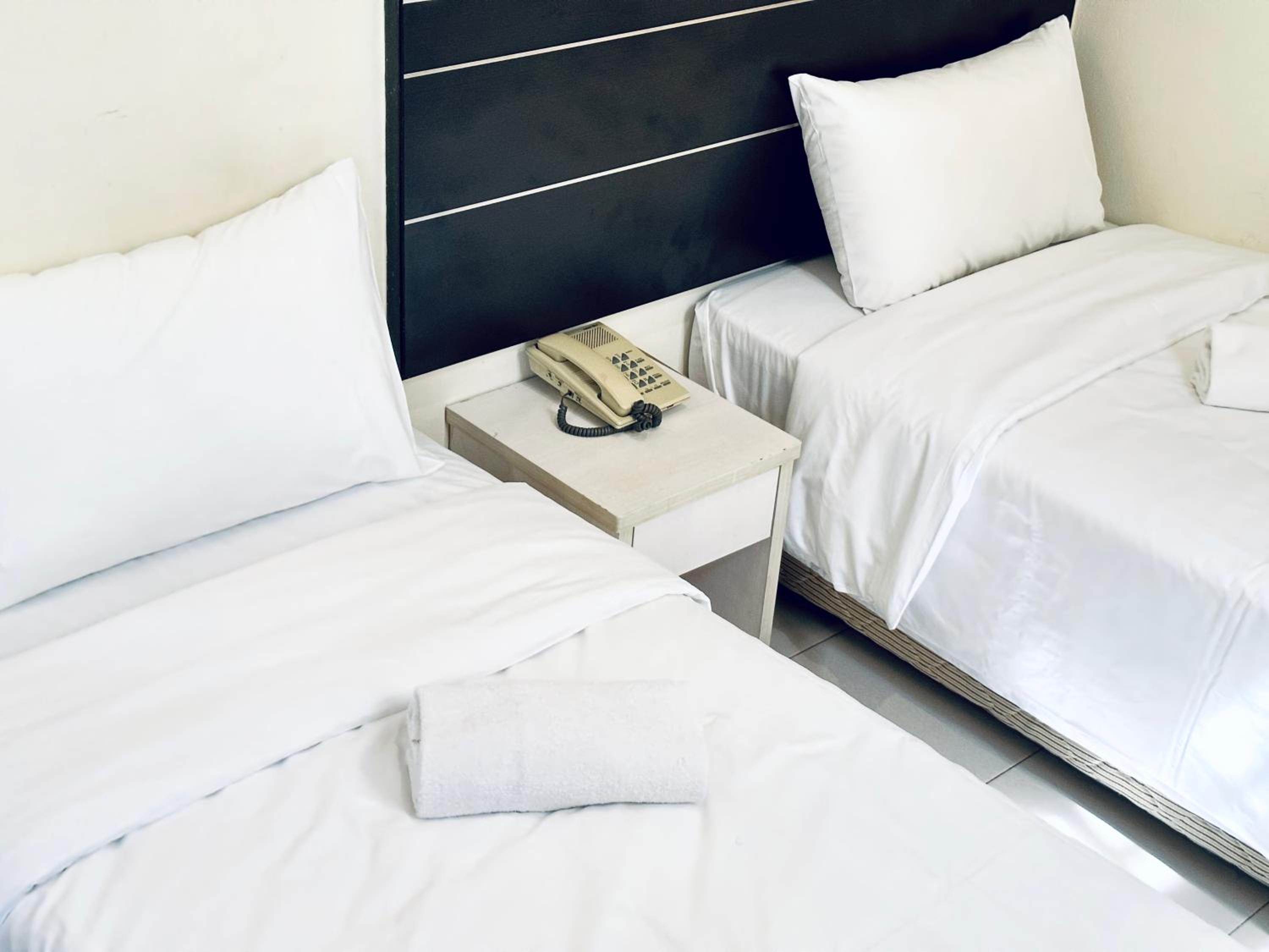 Standard Twin Room photo 1
