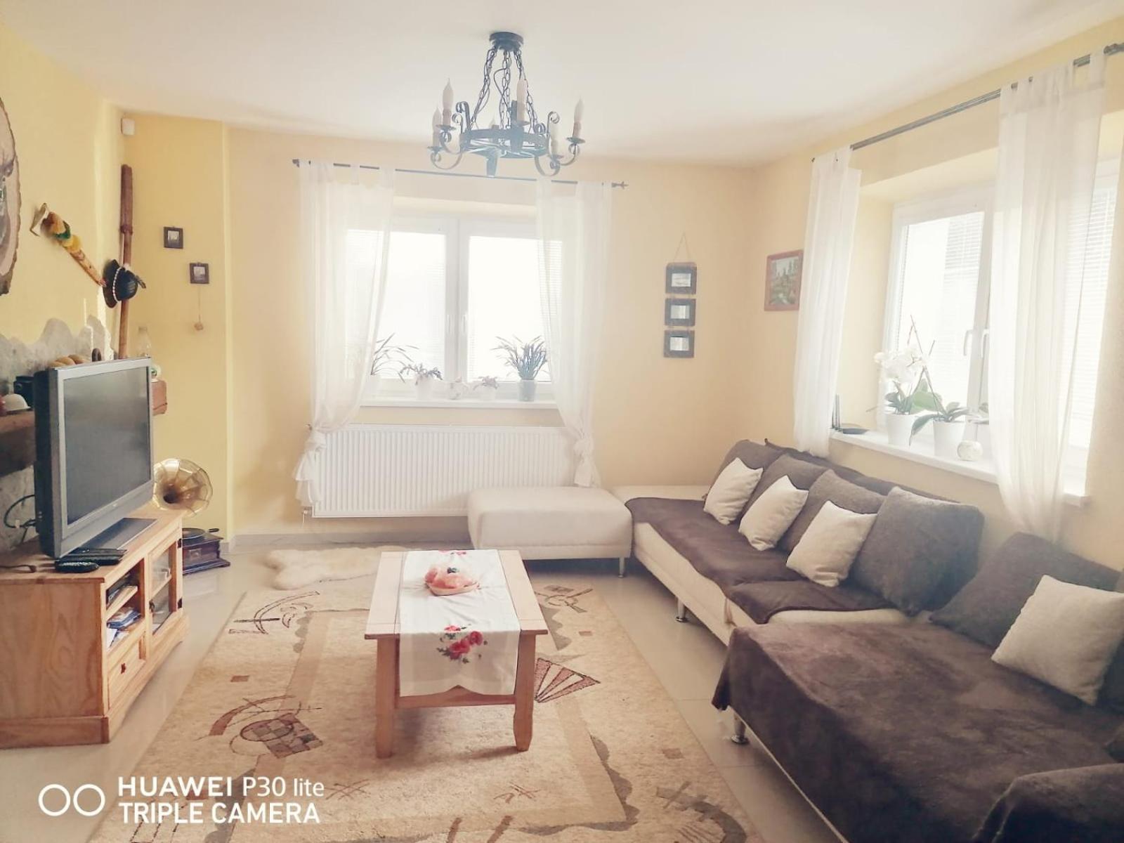 Three-Bedroom House photo 2