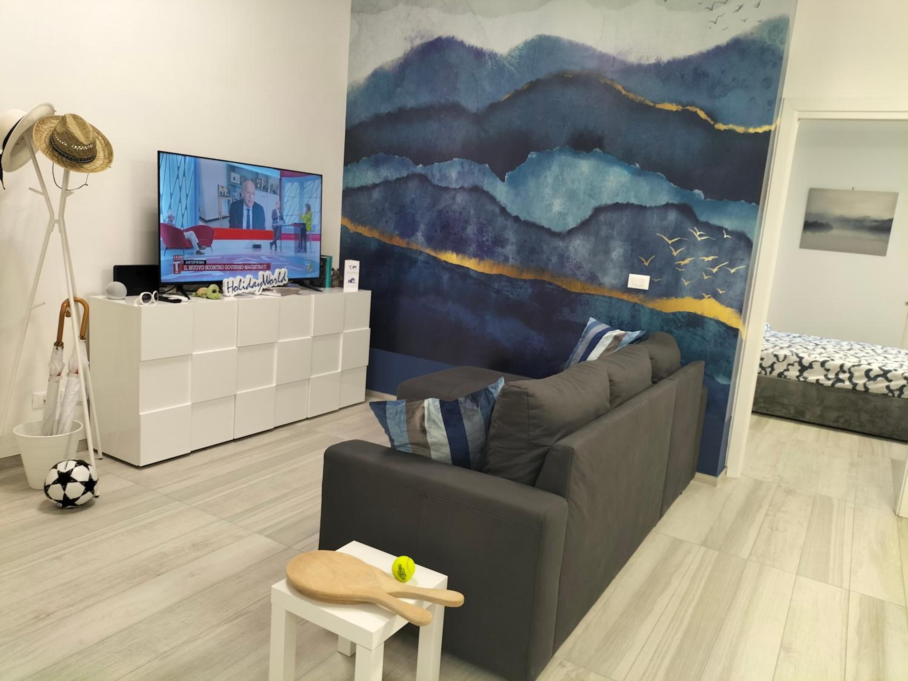 One-Bedroom Apartment