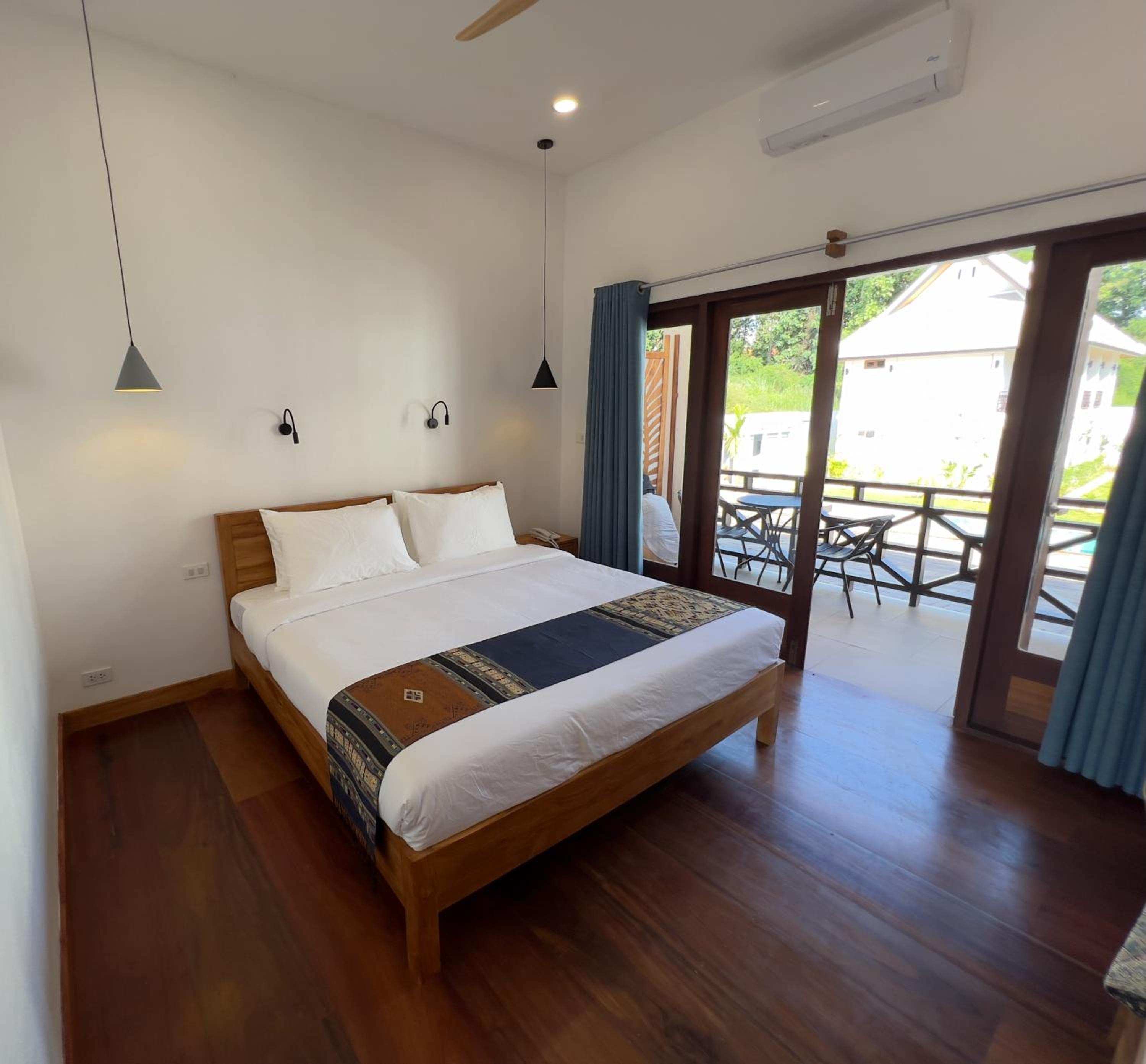 Single Room with Balcony