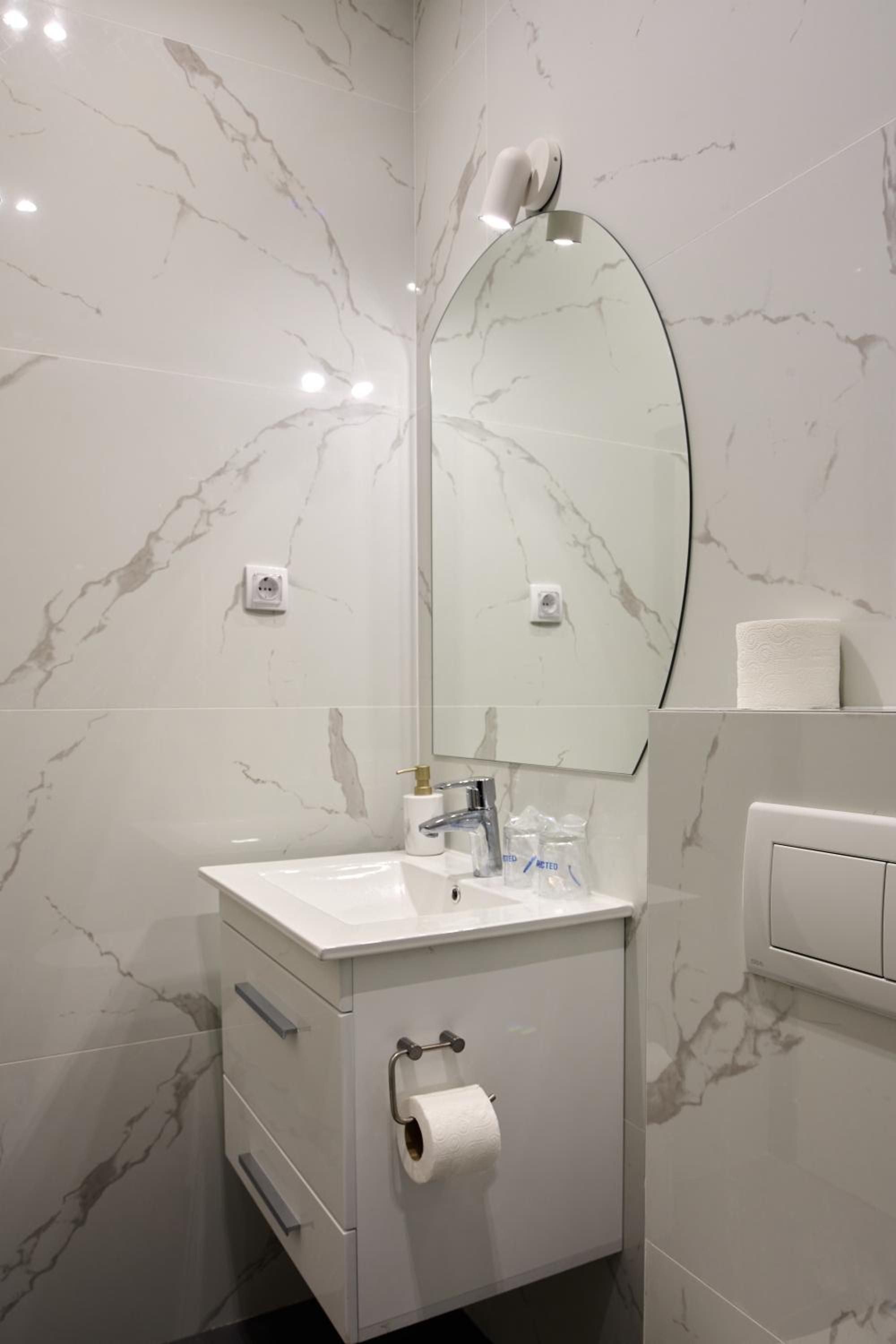 Standard Triple Room - Photo 5