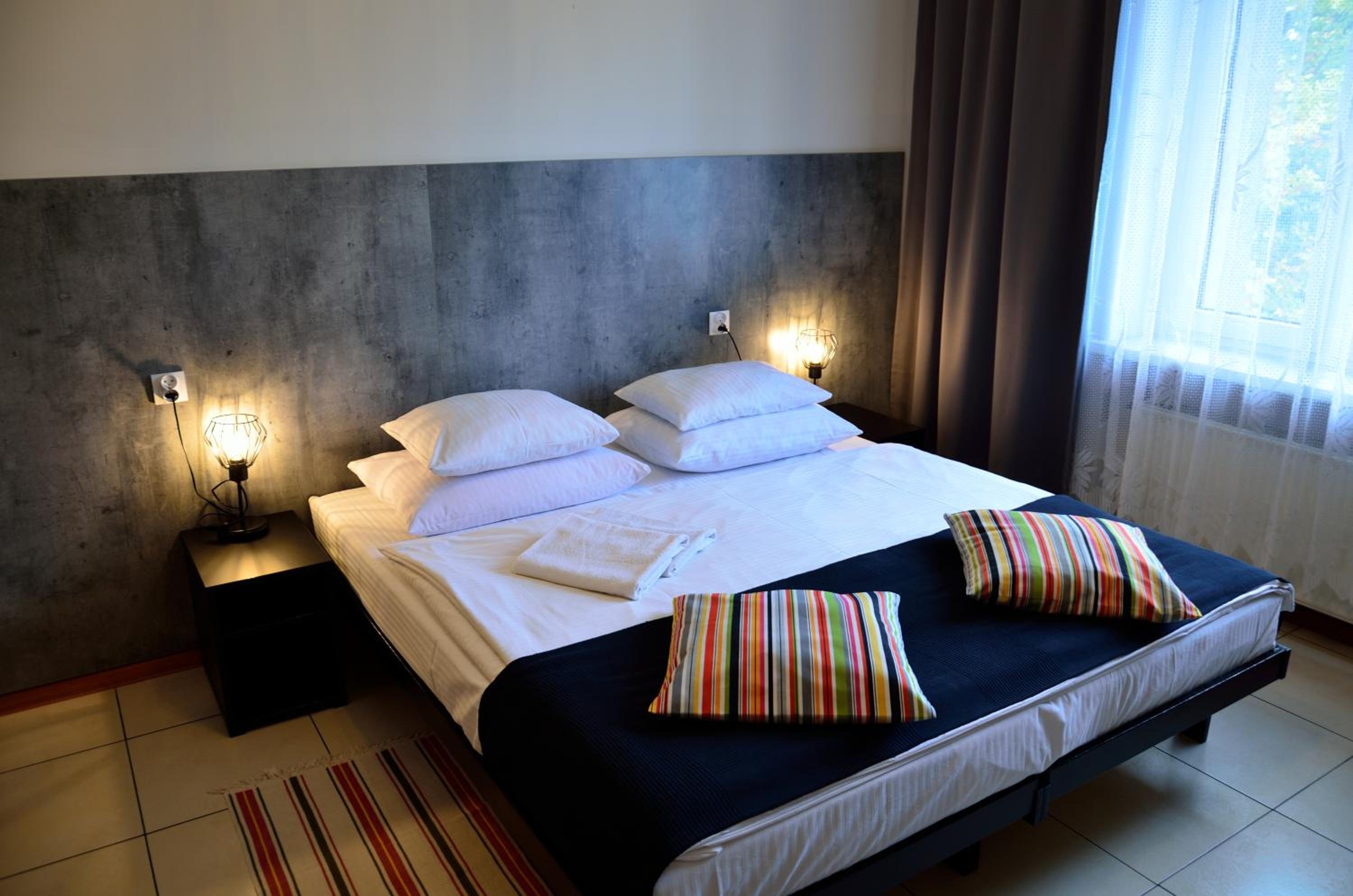 Double Room - Photo 1
