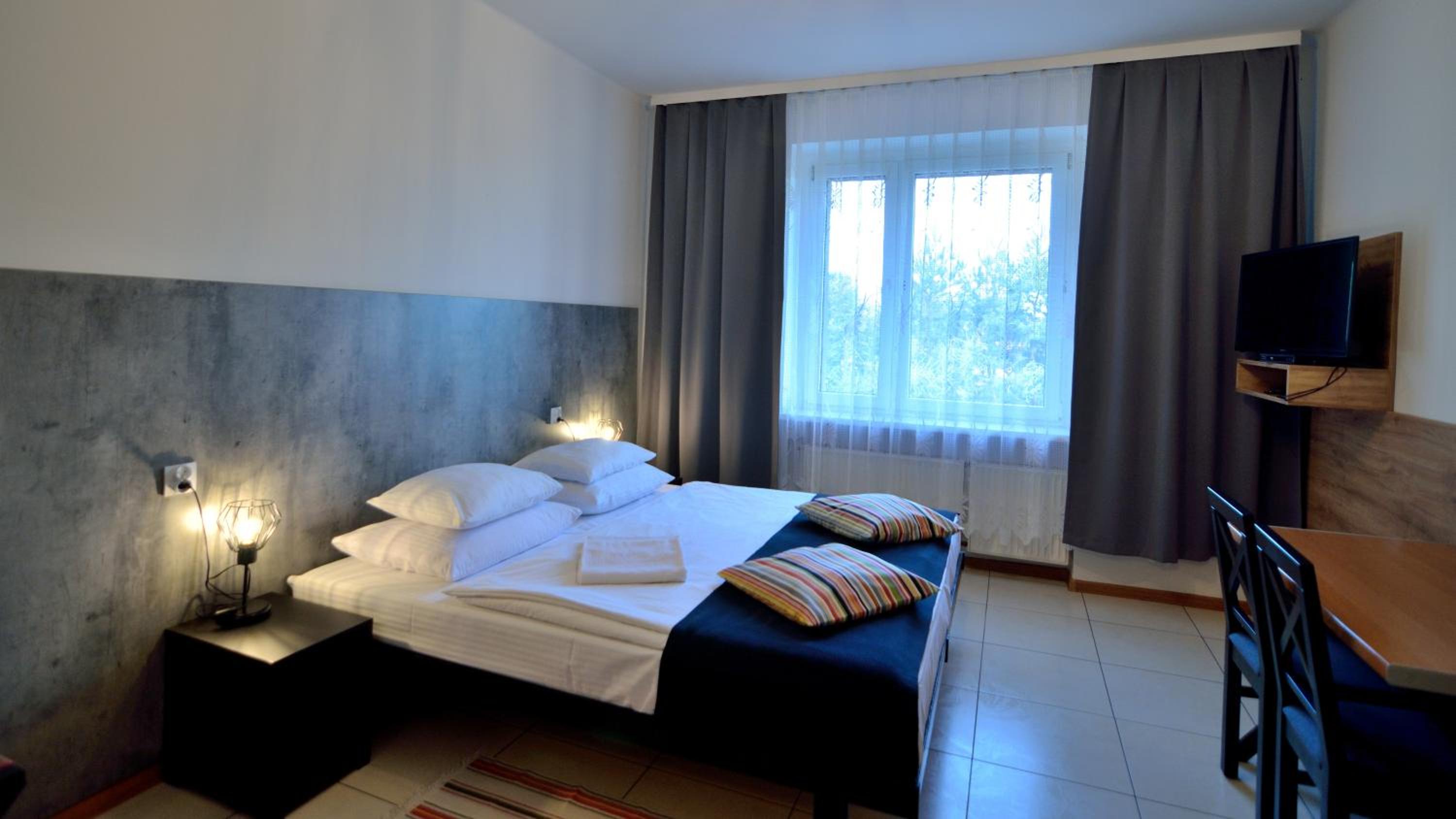 Double Room - Photo 3