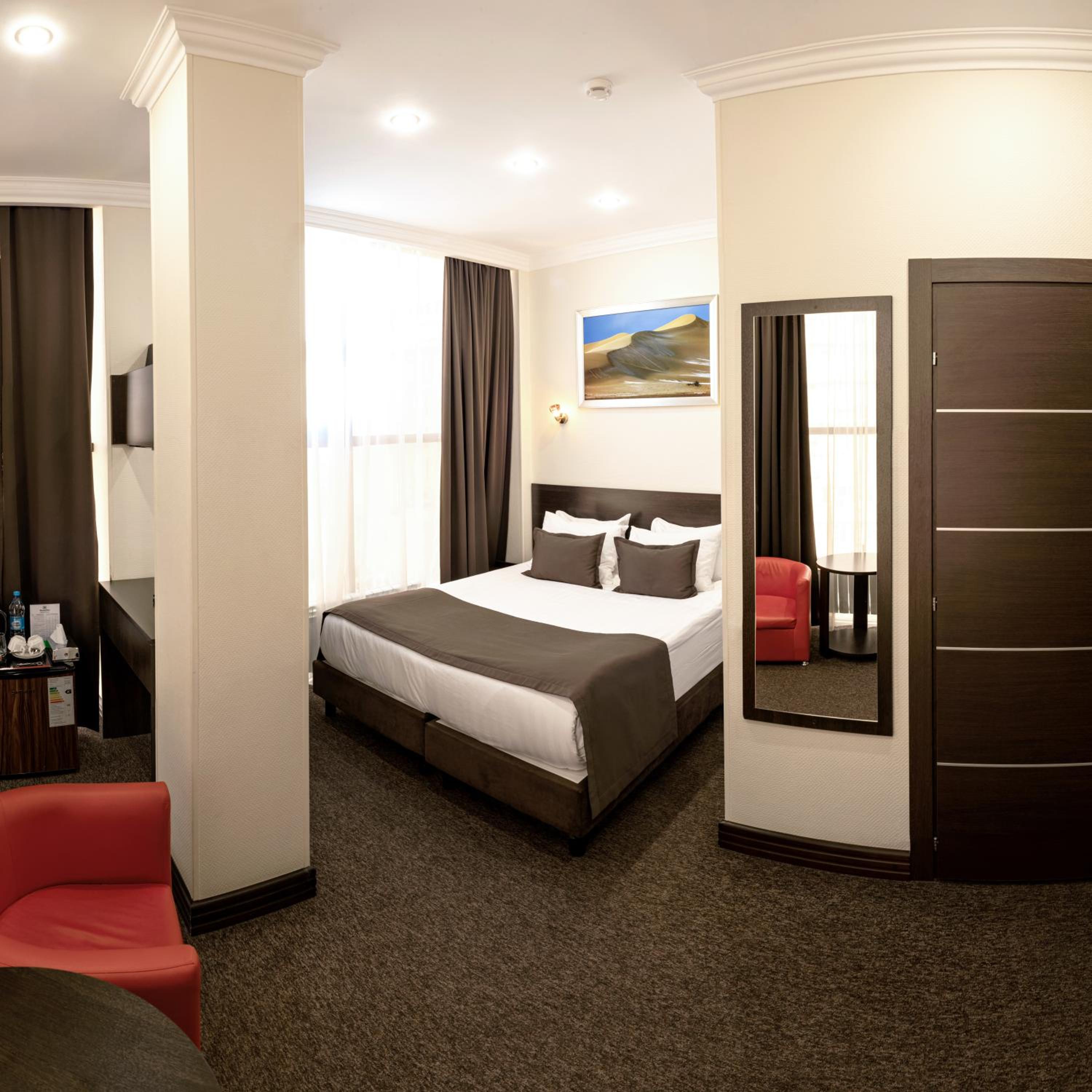 Standard Double or Twin Room photo 3