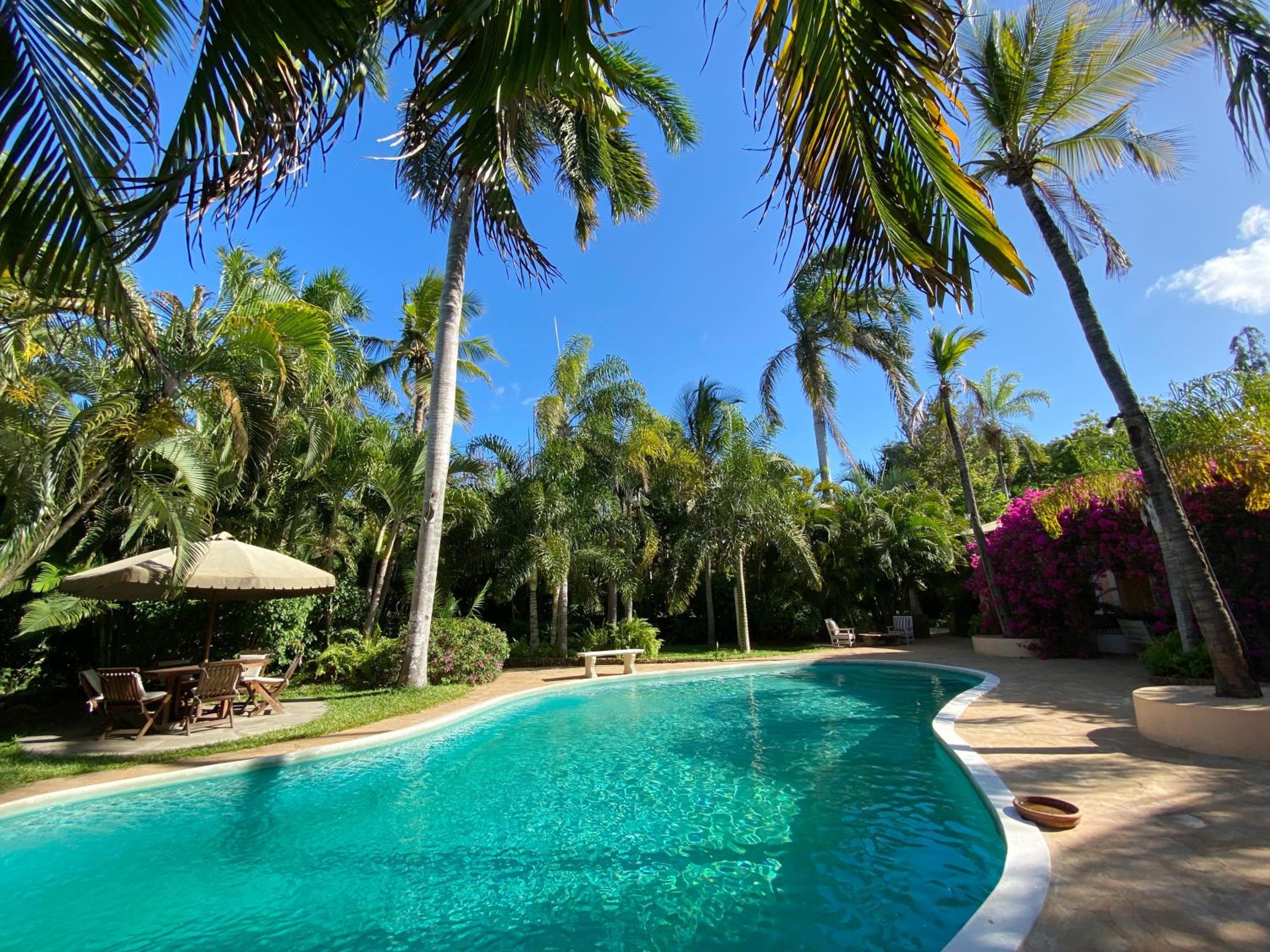 Villa with Private Pool photo 1