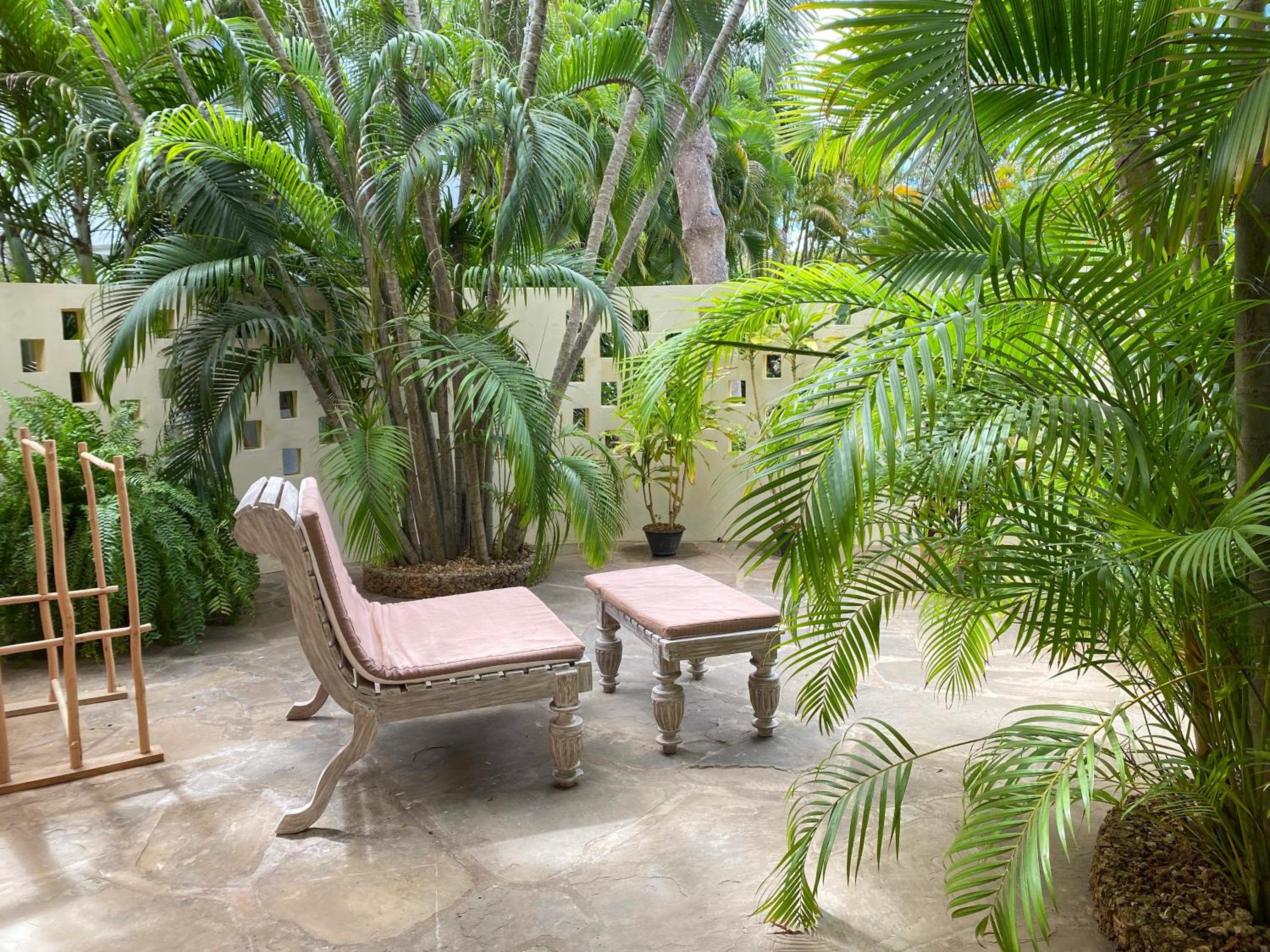 Villa with Private Pool photo 2