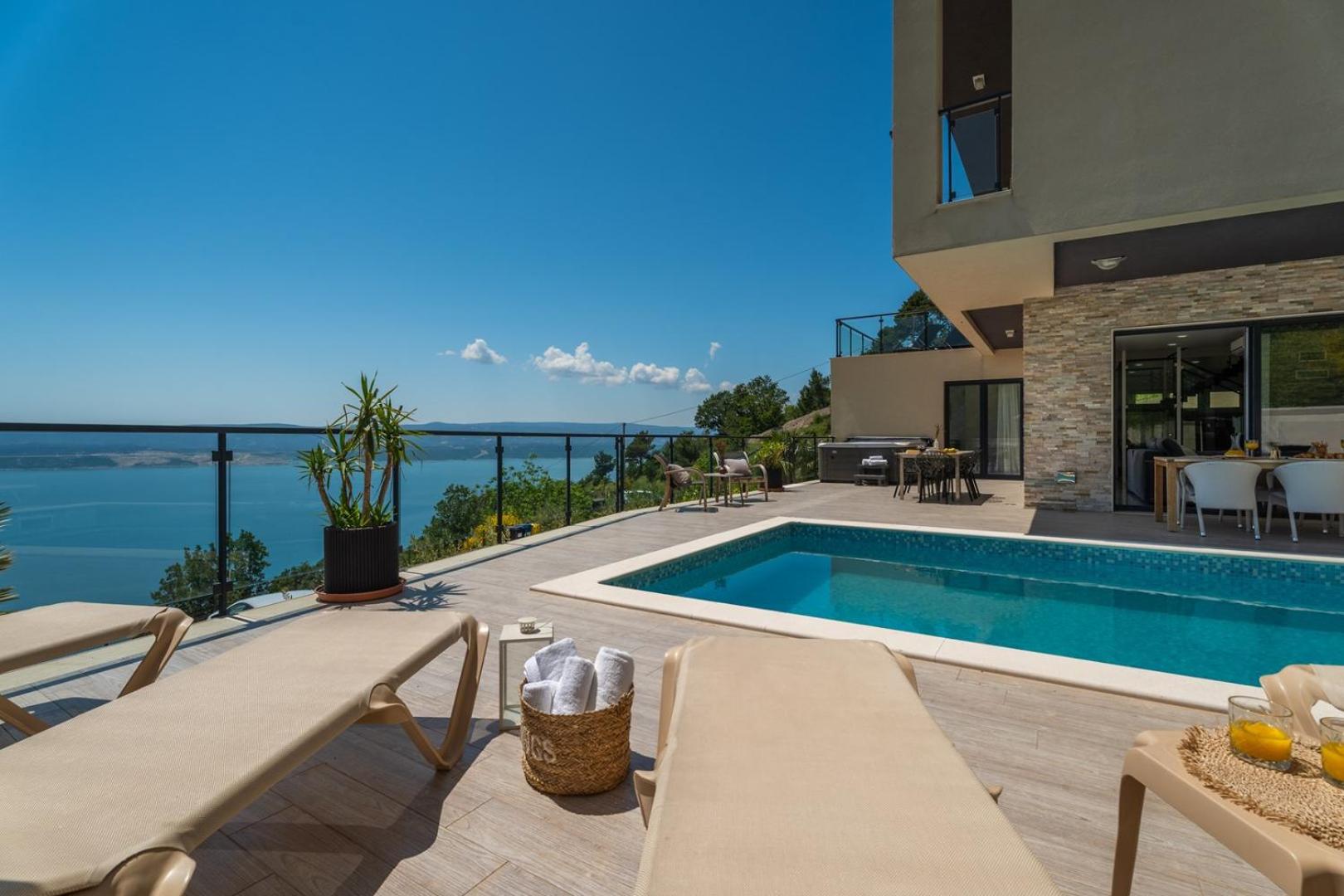 Villa with Sea View photo 3