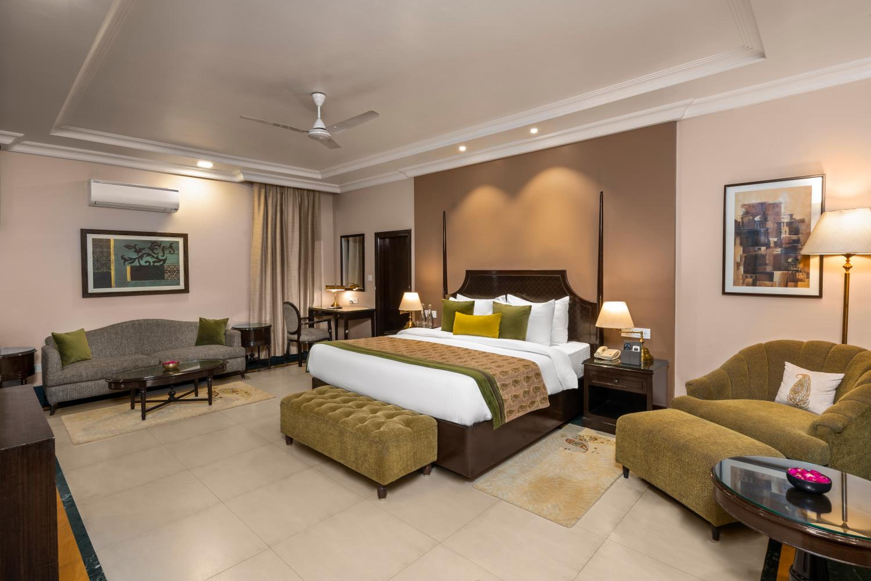 Ganga View Suite - Photo 1
