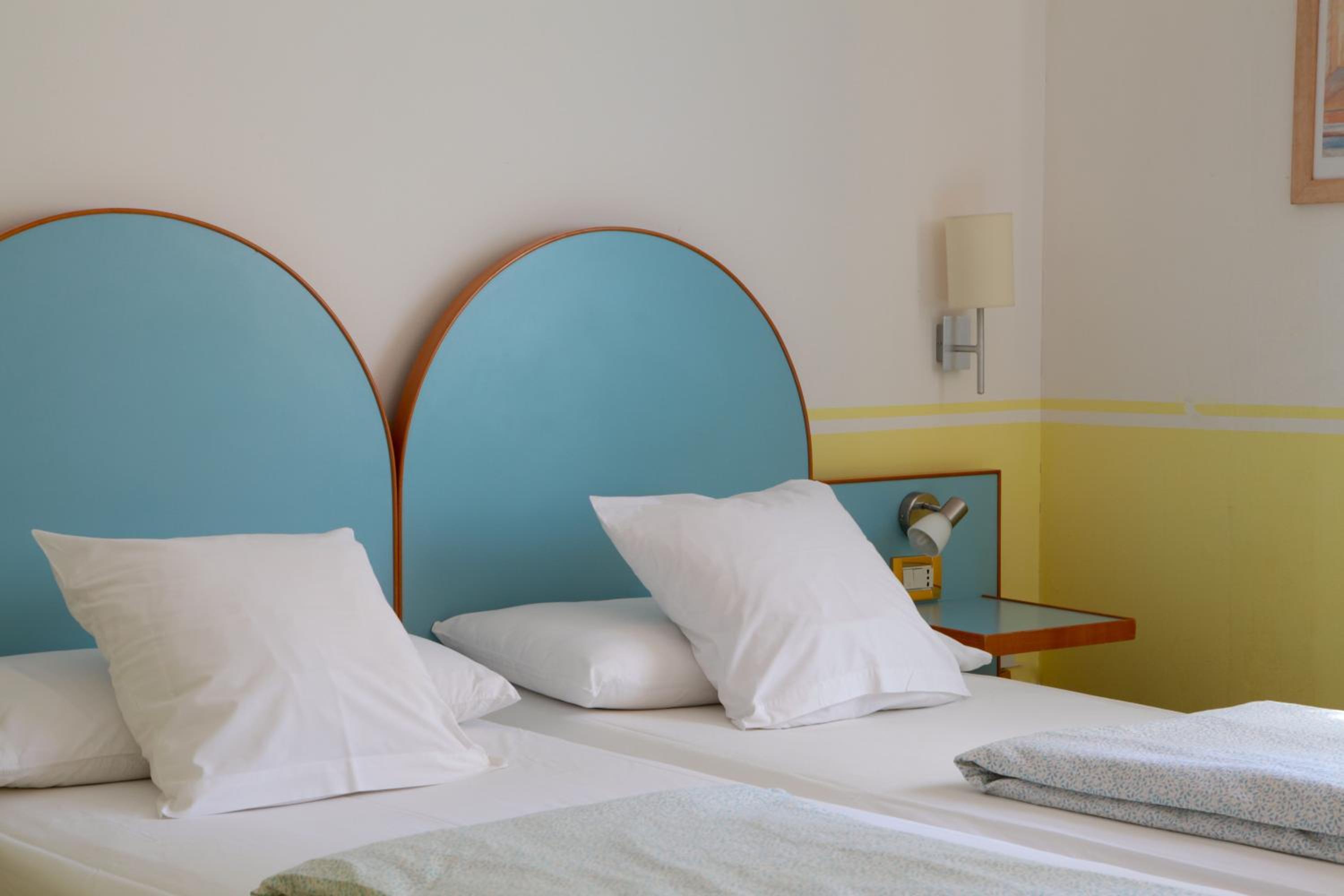 Double Room - Photo 9