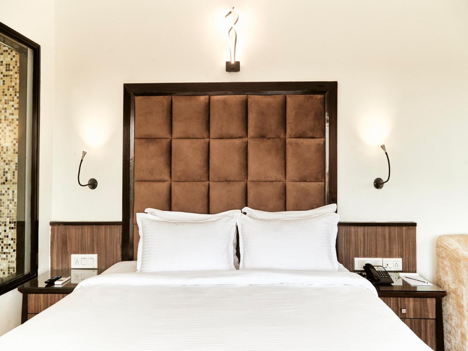 Suite with City View photo 2